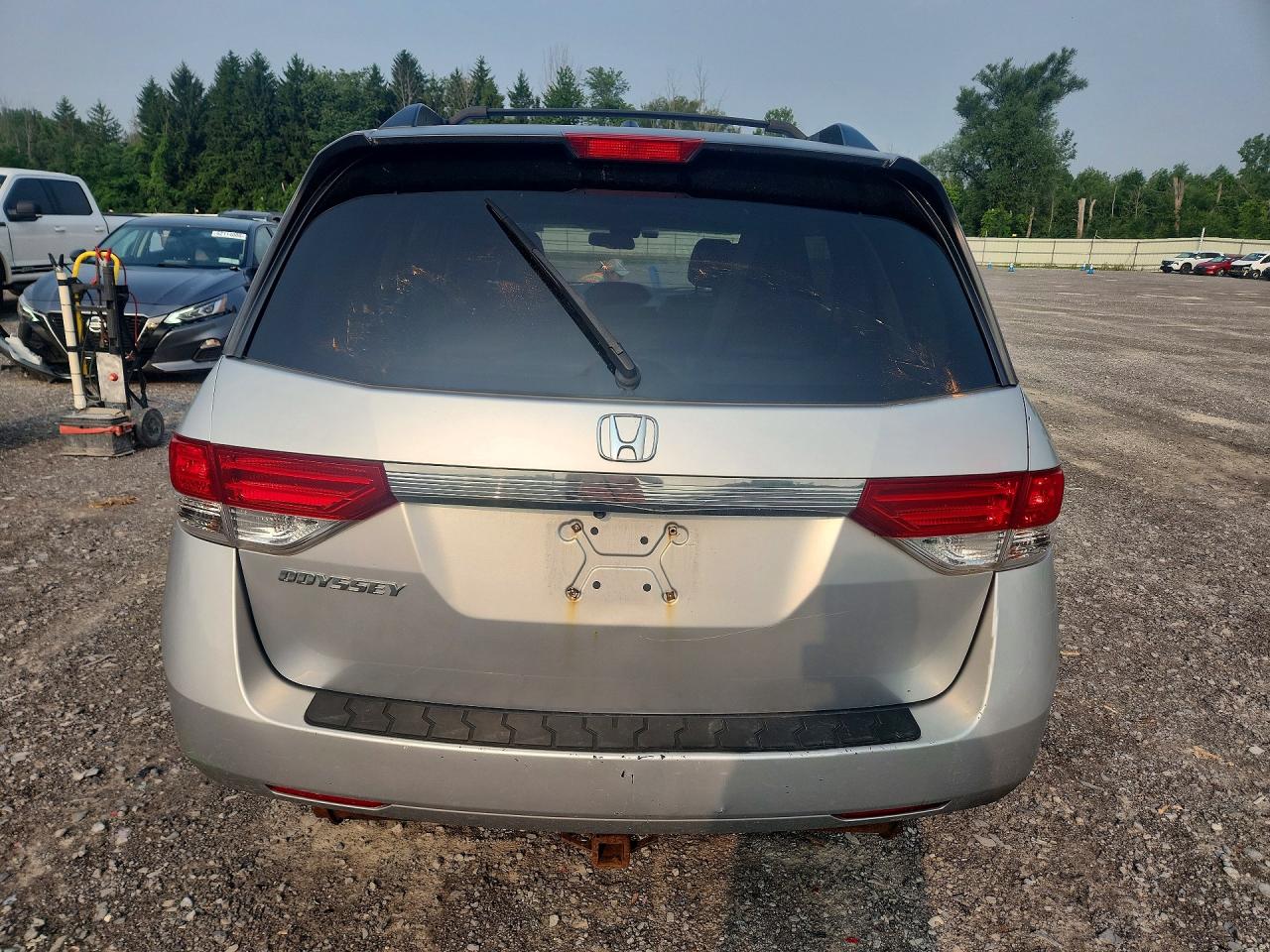 2015 Honda Odyssey Exl Silver vin: 5FNRL5H64FB061818