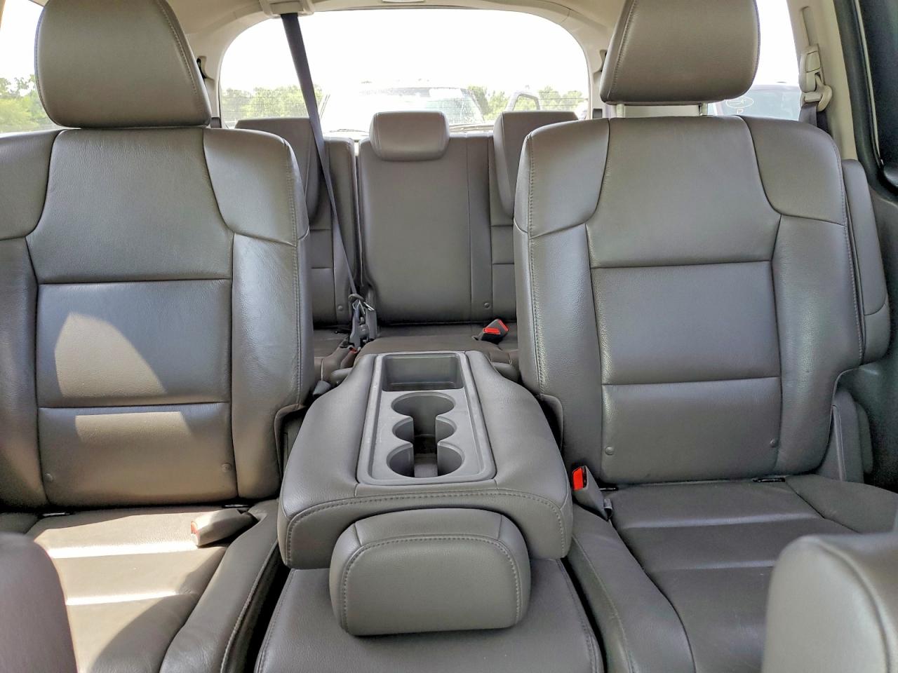 2015 Honda Odyssey Exl White vin: 5FNRL5H64FB073659