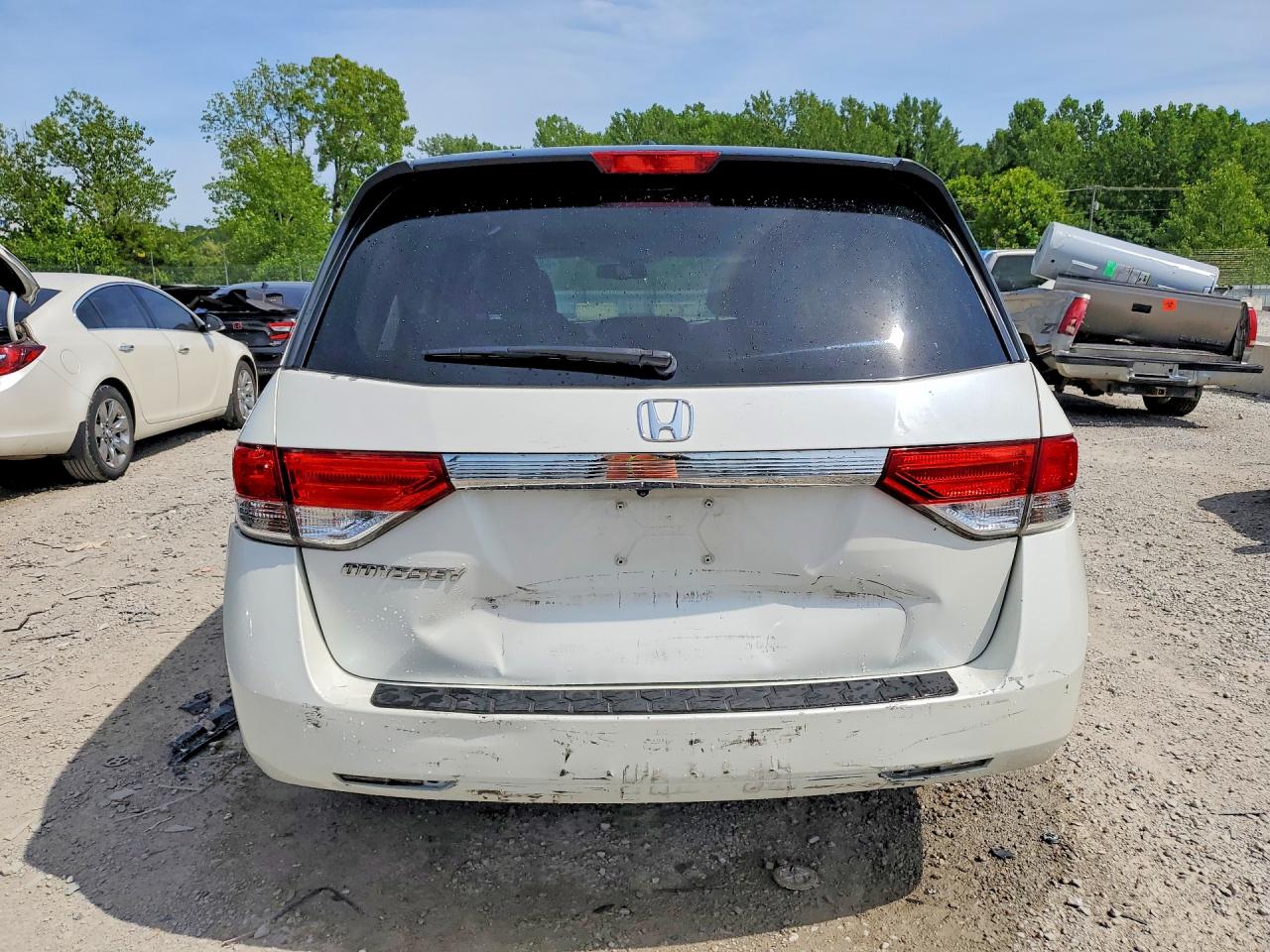 2015 Honda Odyssey Exl White vin: 5FNRL5H64FB073659