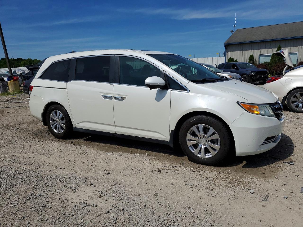 2015 Honda Odyssey Exl White vin: 5FNRL5H64FB073659