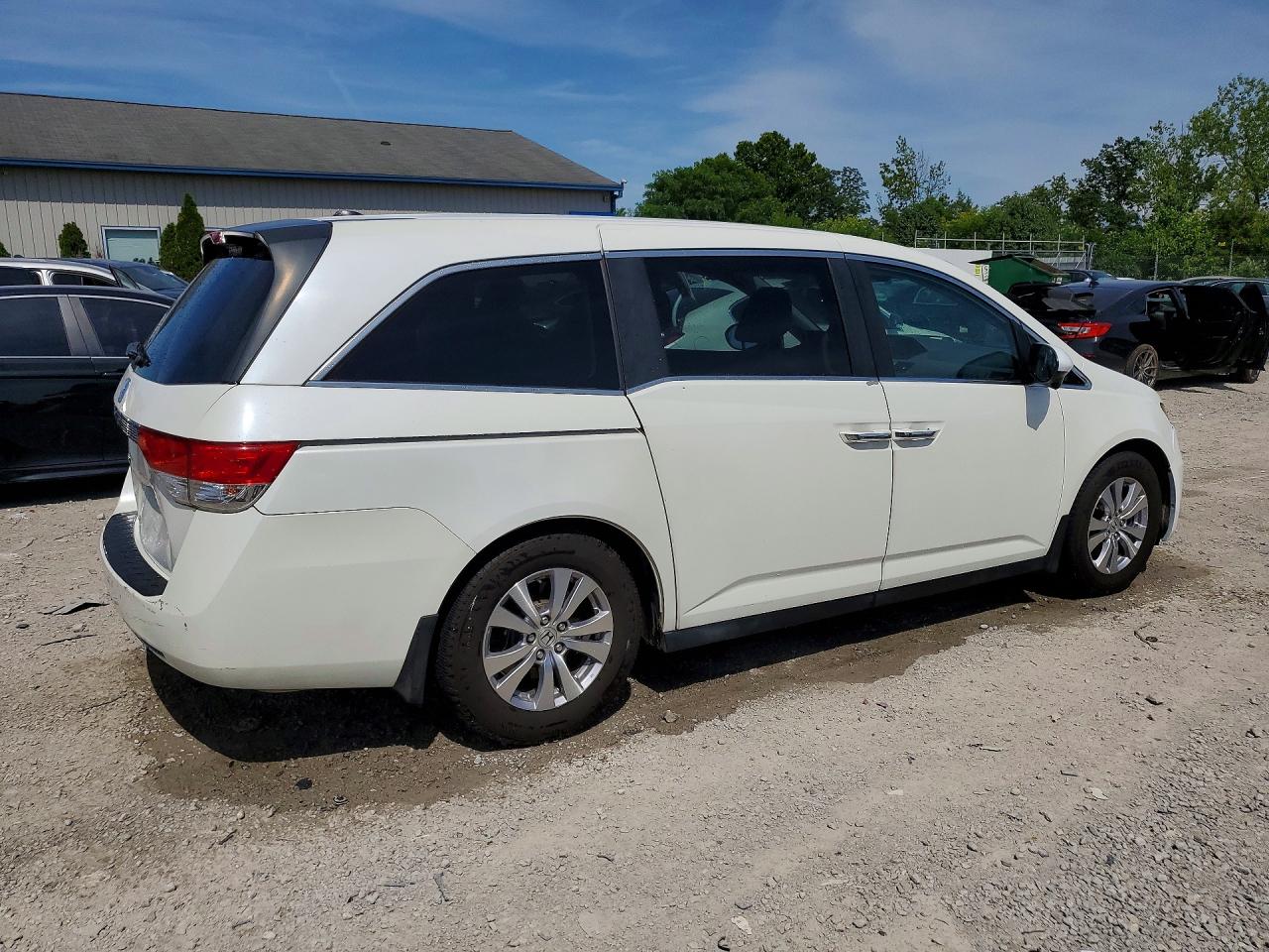 2015 Honda Odyssey Exl White vin: 5FNRL5H64FB073659