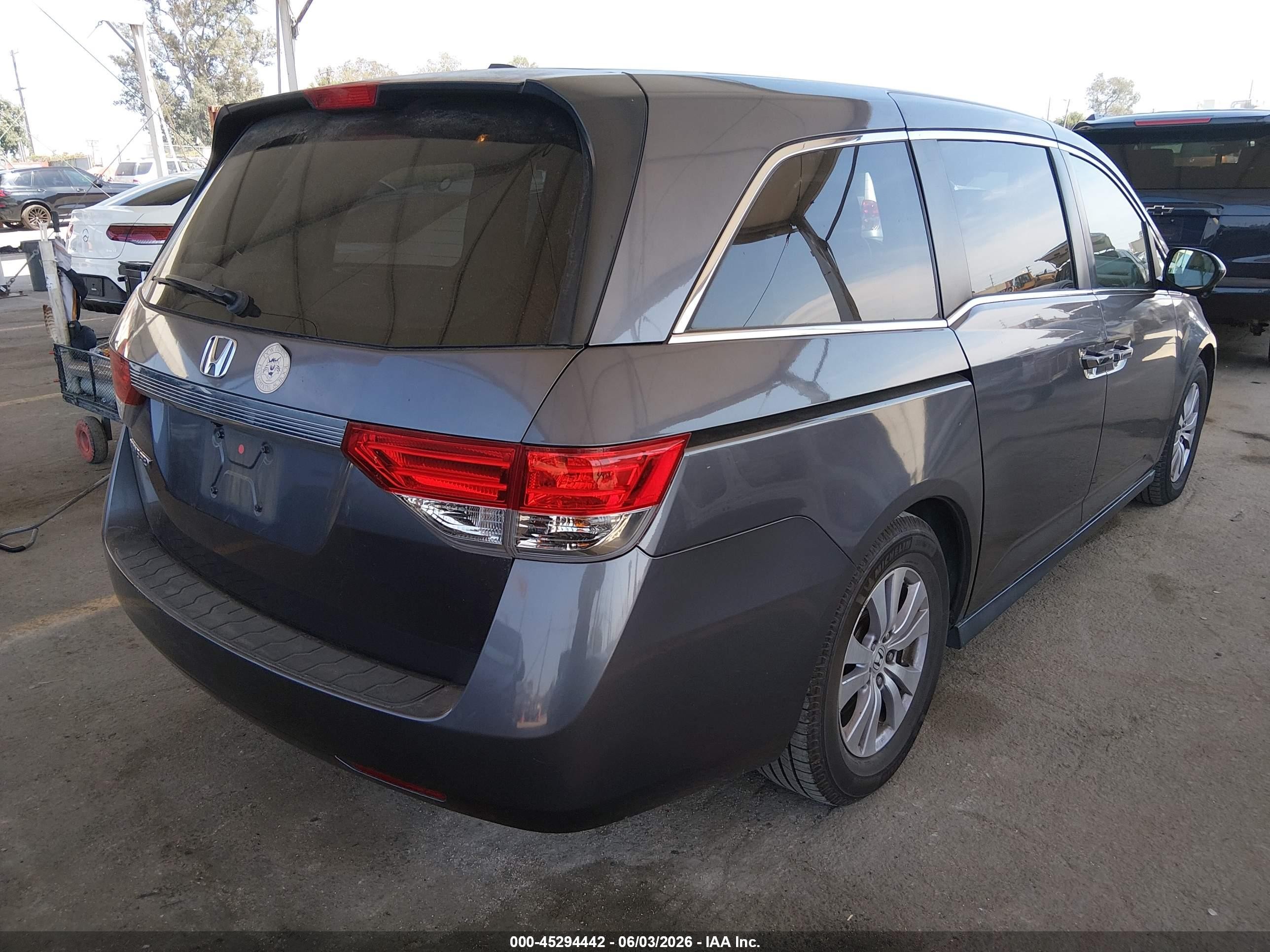 2015 Honda Odyssey Ex-l Gray vin: 5FNRL5H64FB083186