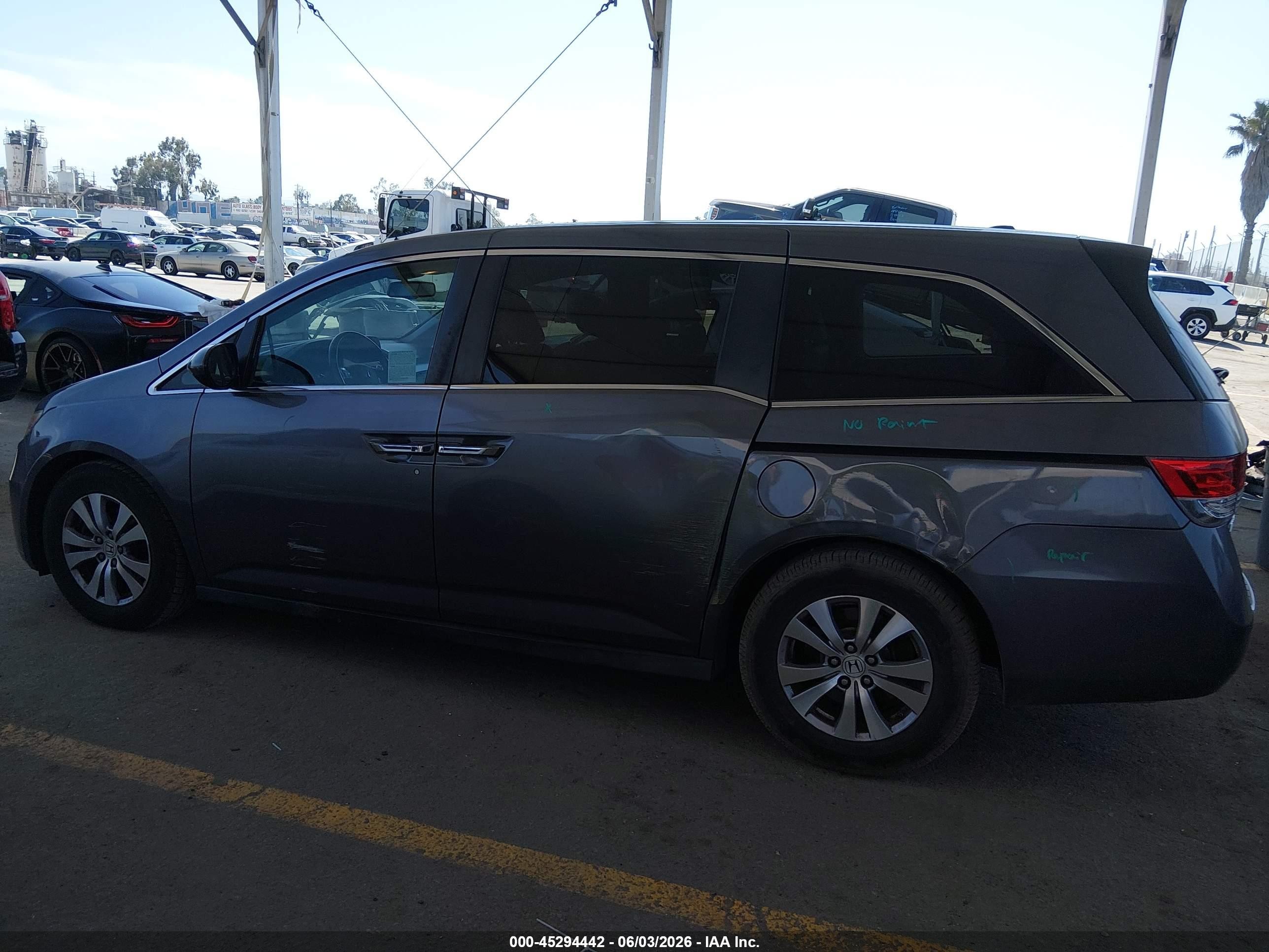 2015 Honda Odyssey Ex-l Gray vin: 5FNRL5H64FB083186
