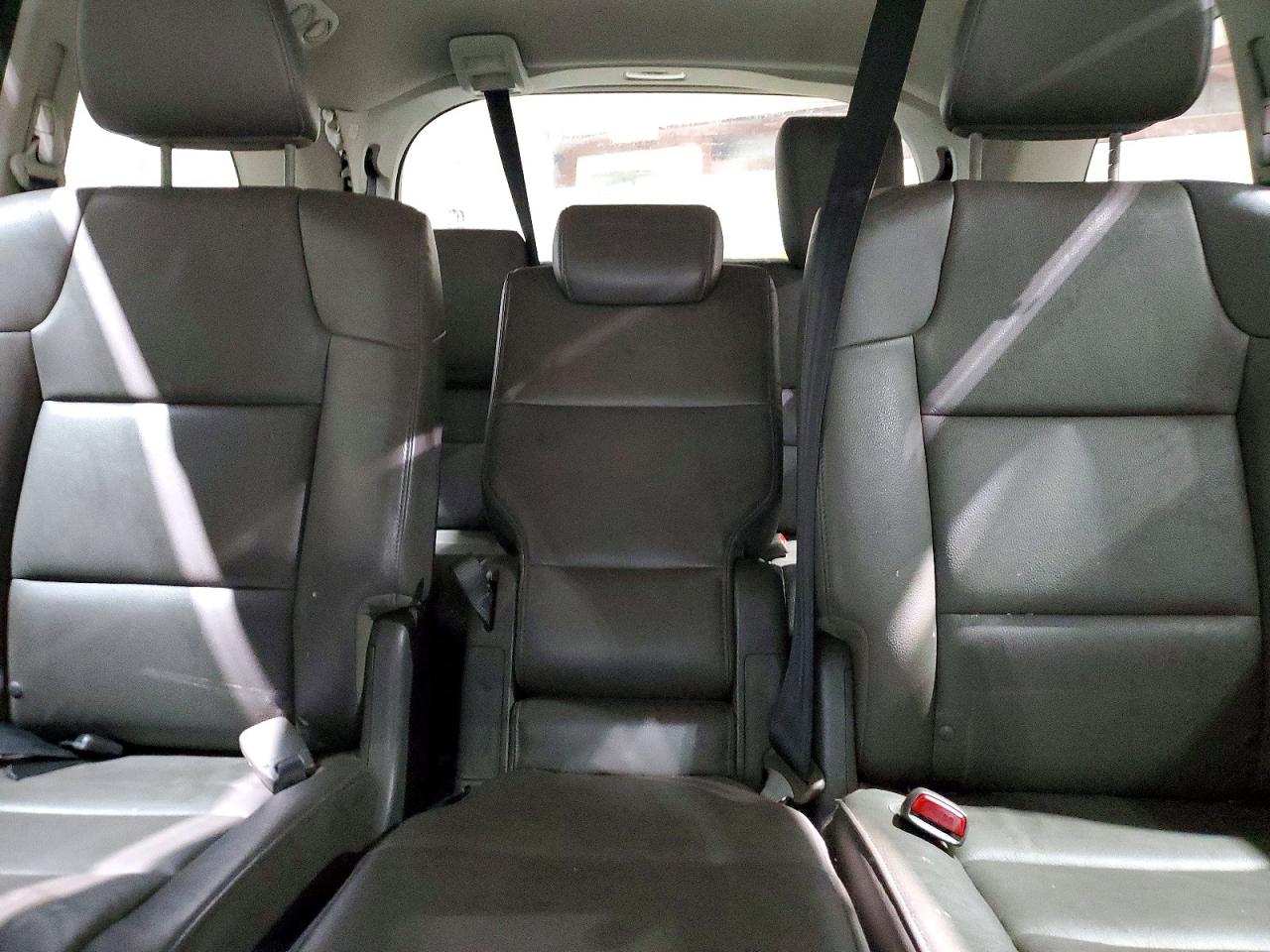 2015 Honda Odyssey Exl Silver vin: 5FNRL5H64FB098075