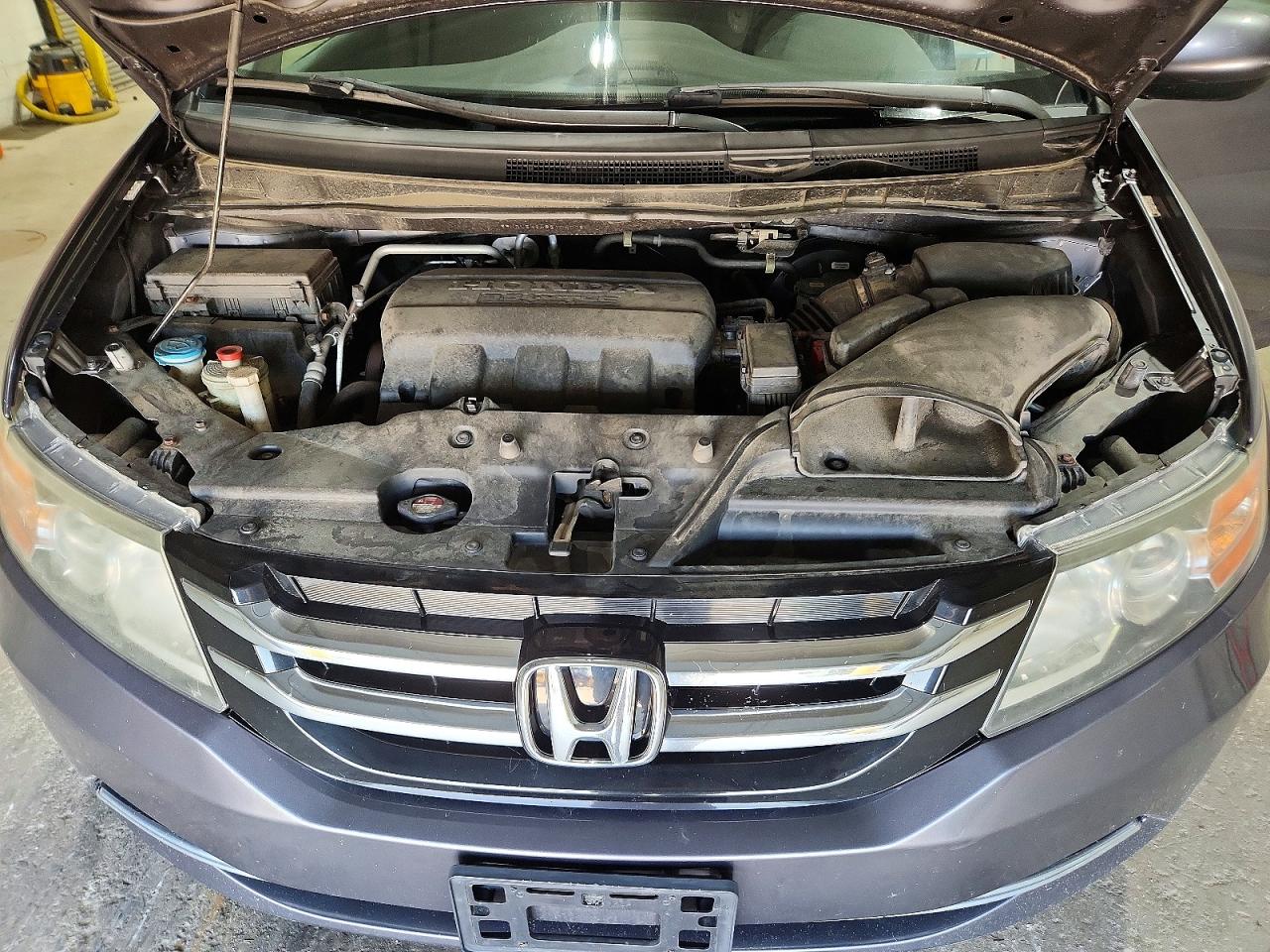 2015 Honda Odyssey Exl Gray vin: 5FNRL5H64FB104005