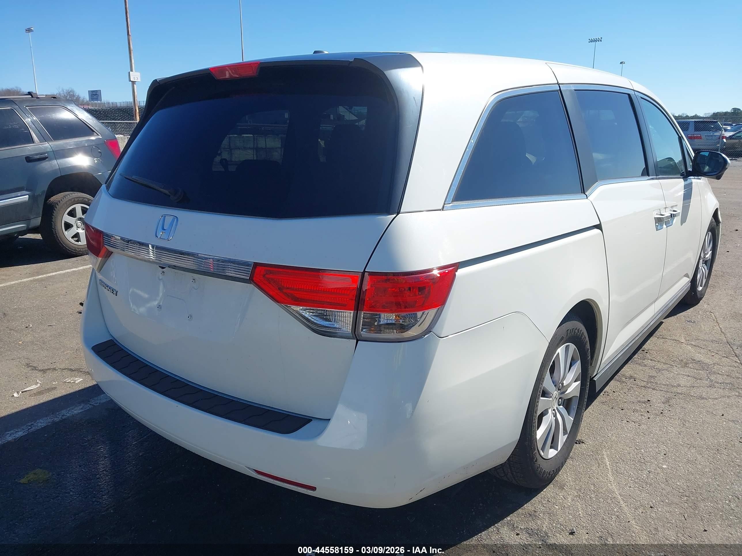 2016 Honda Odyssey Ex-l White vin: 5FNRL5H64GB085361
