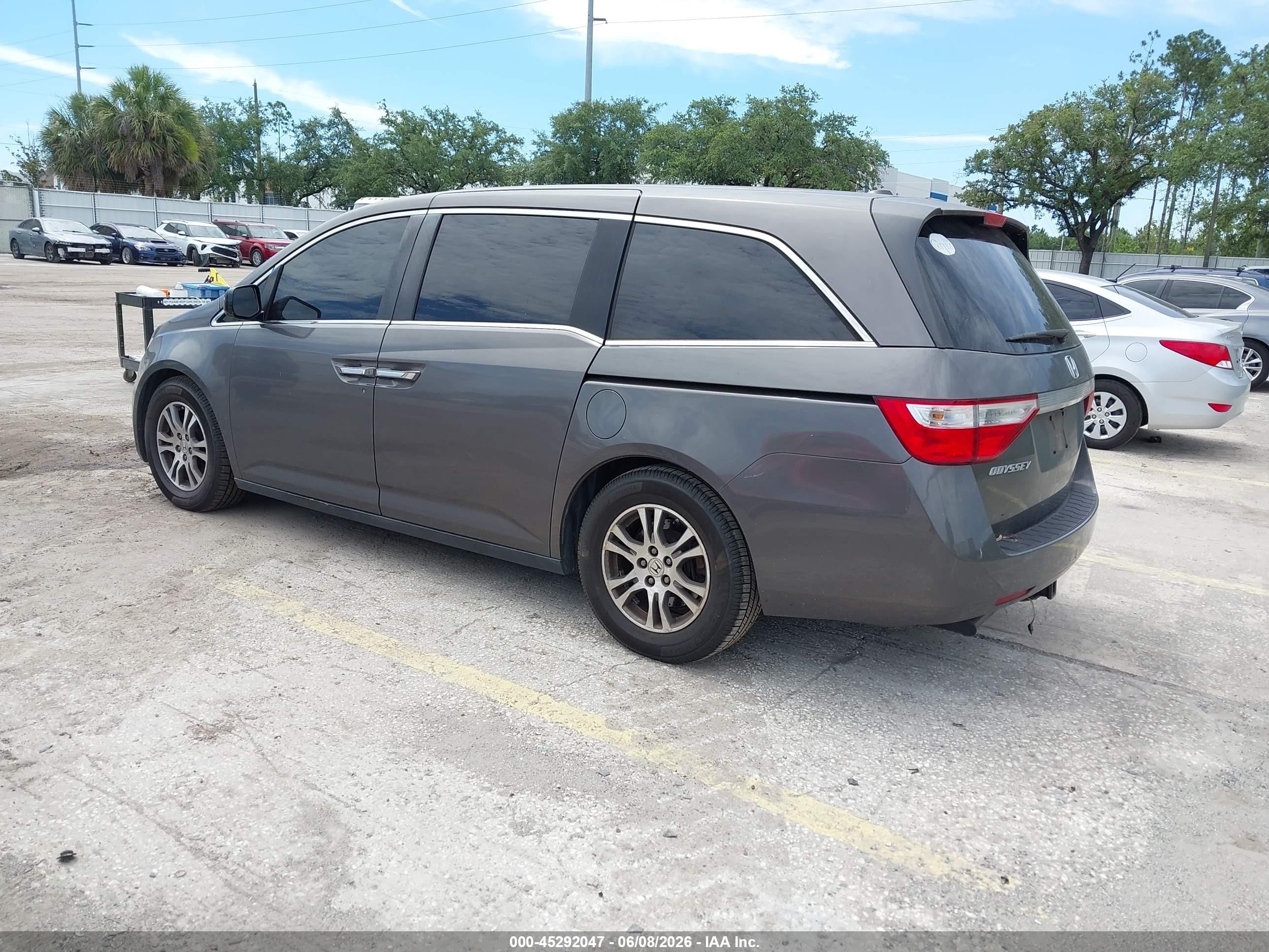 2011 Honda Odyssey Ex-l Gray vin: 5FNRL5H65BB026845