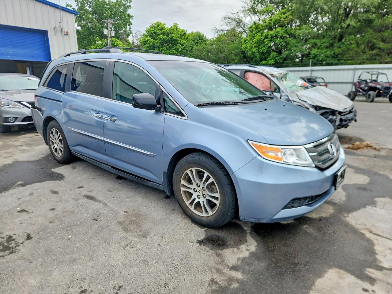 2011 Honda Odyssey Exl Серебряный vin: 5FNRL5H65BB031334