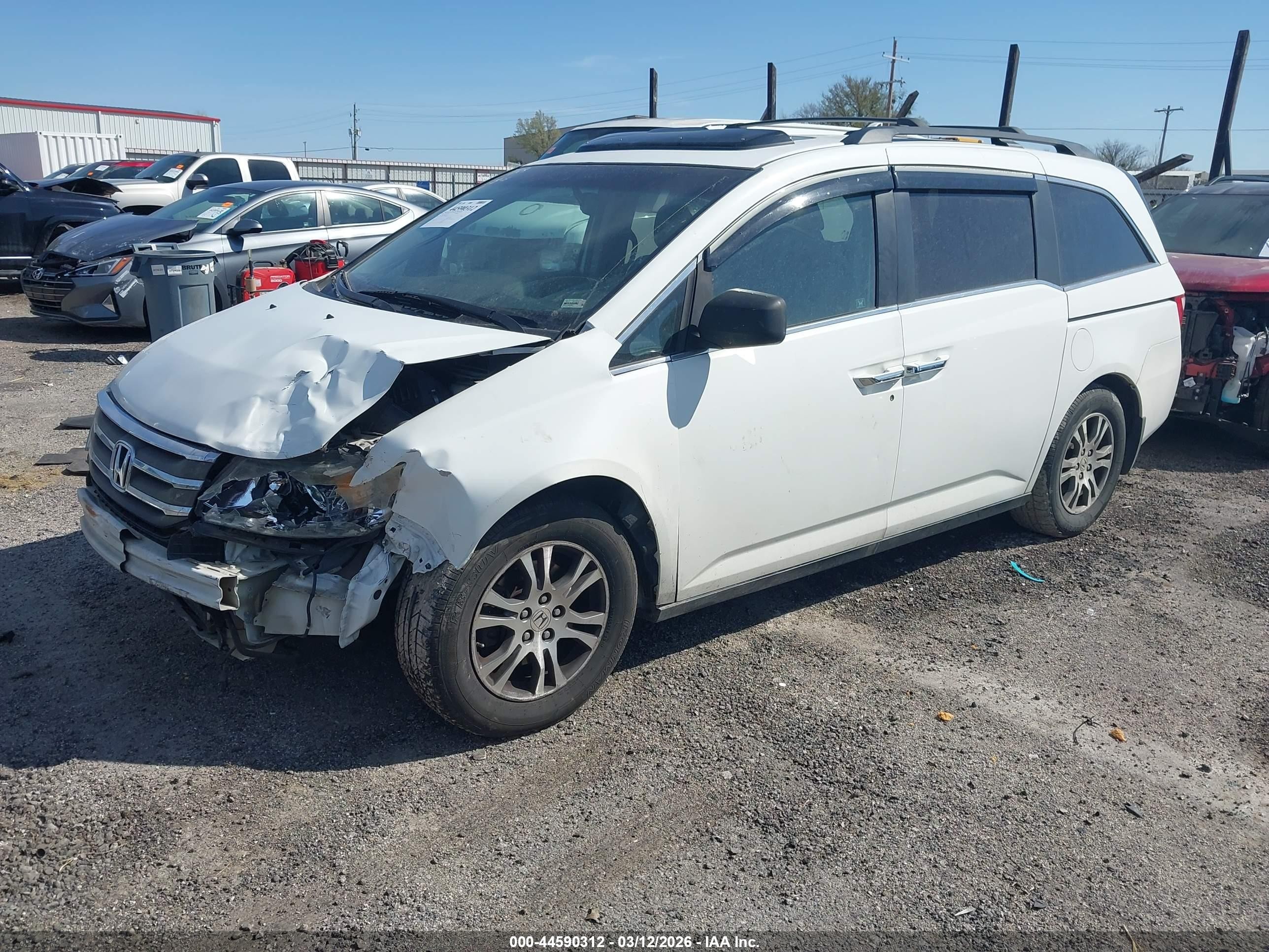 2011 Honda Odyssey Ex-l White vin: 5FNRL5H65BB053026
