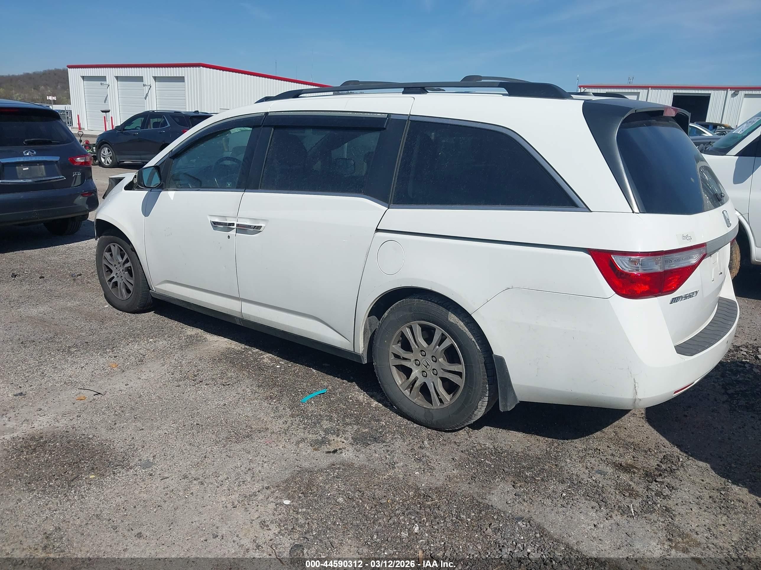 2011 Honda Odyssey Ex-l White vin: 5FNRL5H65BB053026