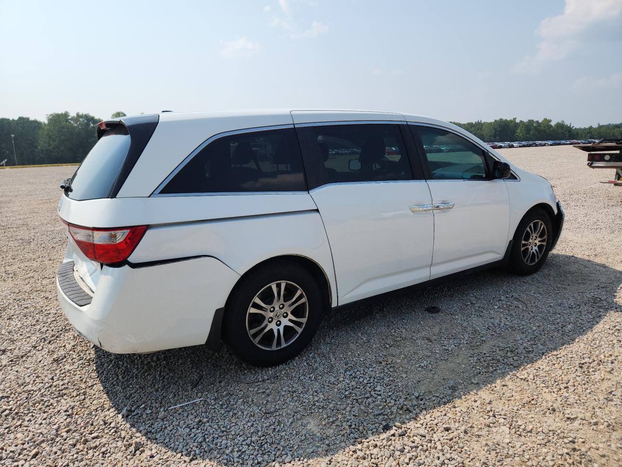 2011 Honda Odyssey Exl White vin: 5FNRL5H65BB062051