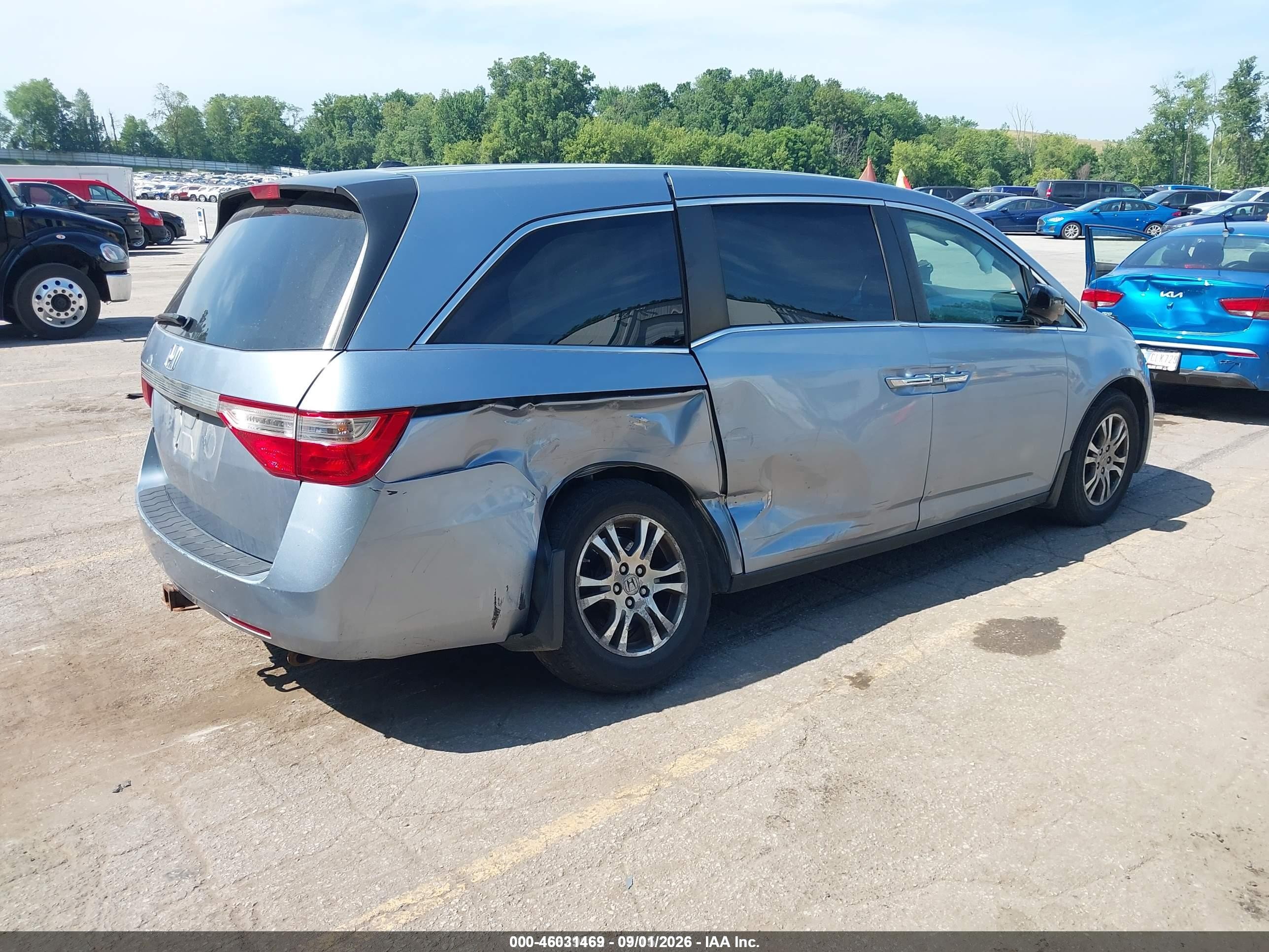 2012 Honda Odyssey Ex-l Light Blue vin: 5FNRL5H65CB022361