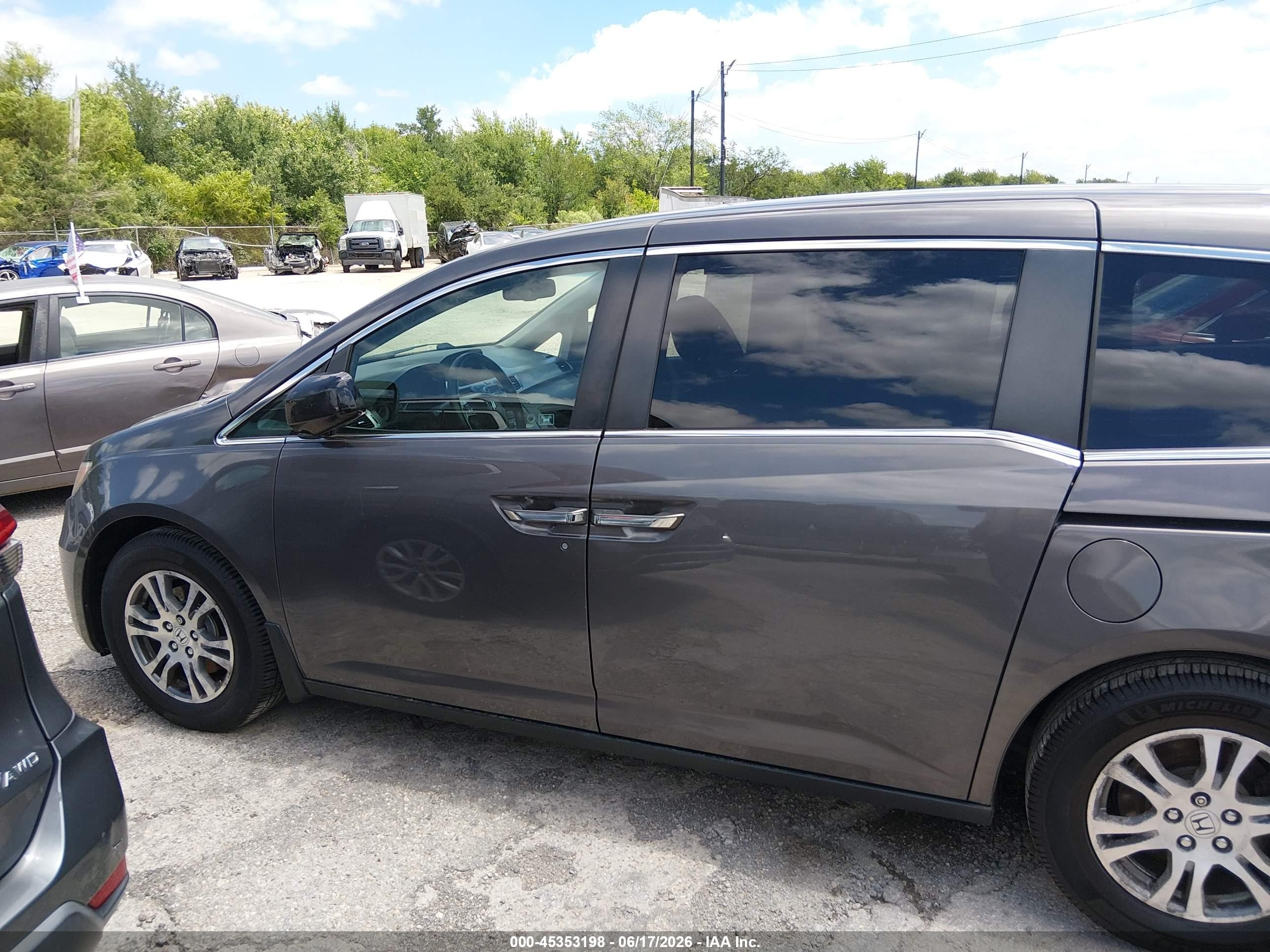 2012 Honda Odyssey Ex-l Silver vin: 5FNRL5H65CB026278