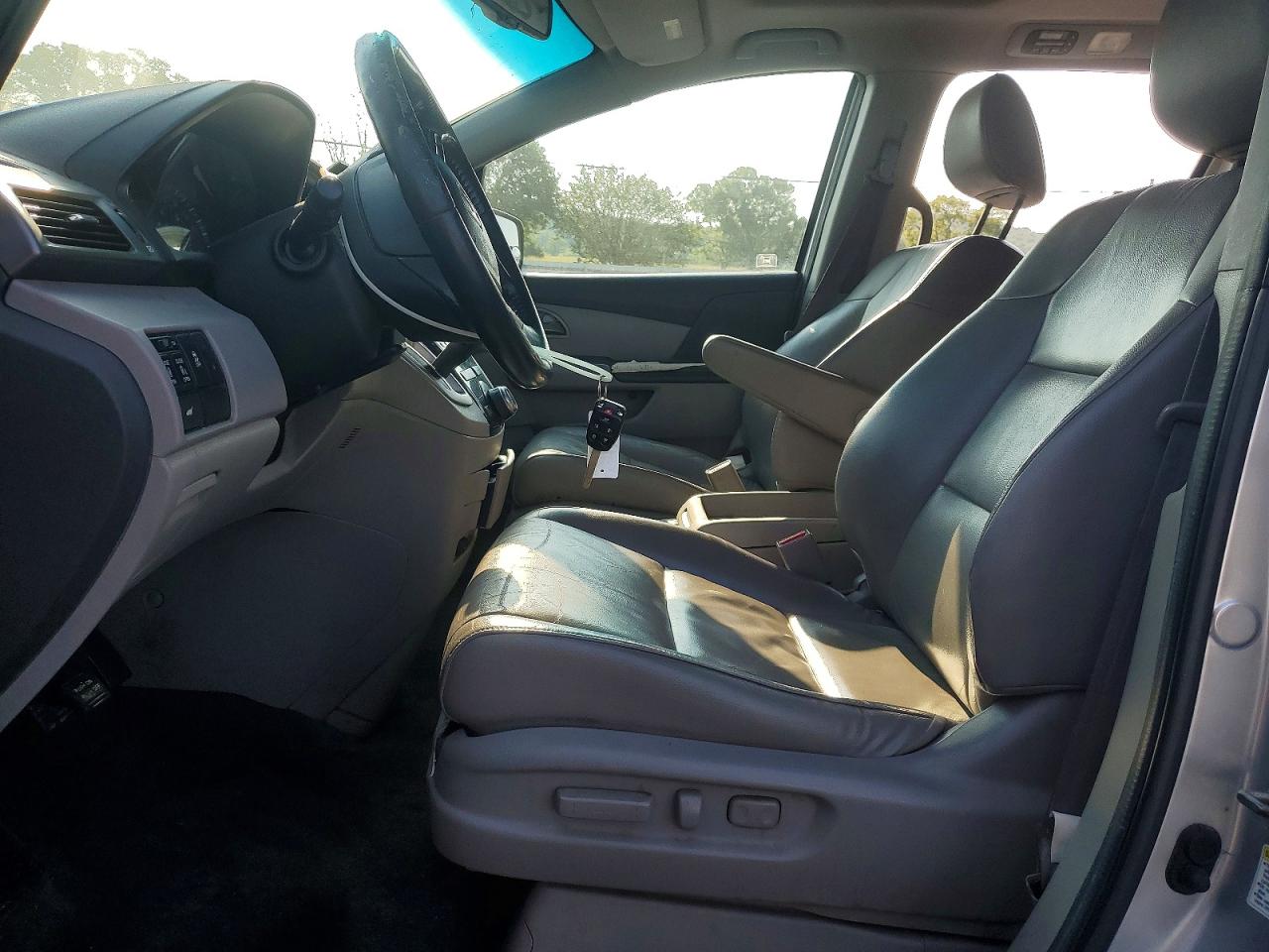 2012 Honda Odyssey Exl Silver vin: 5FNRL5H65CB027317