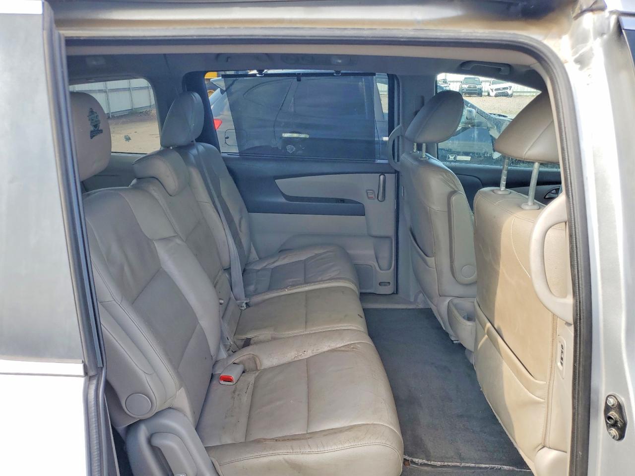 2012 Honda Odyssey Exl Silver vin: 5FNRL5H65CB035160