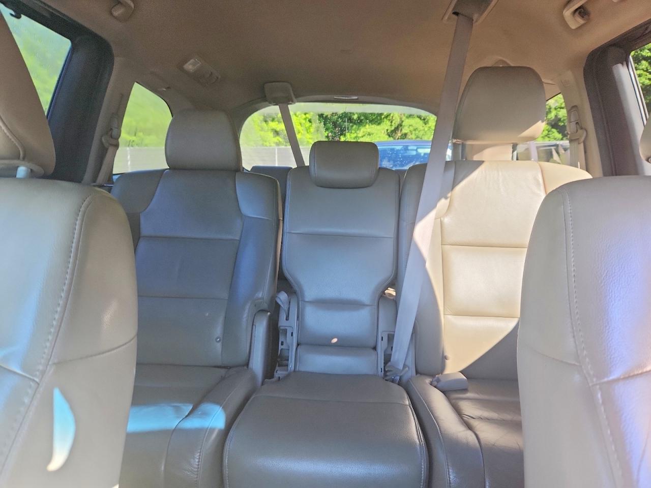 2012 Honda Odyssey Exl Burgundy vin: 5FNRL5H65CB041802