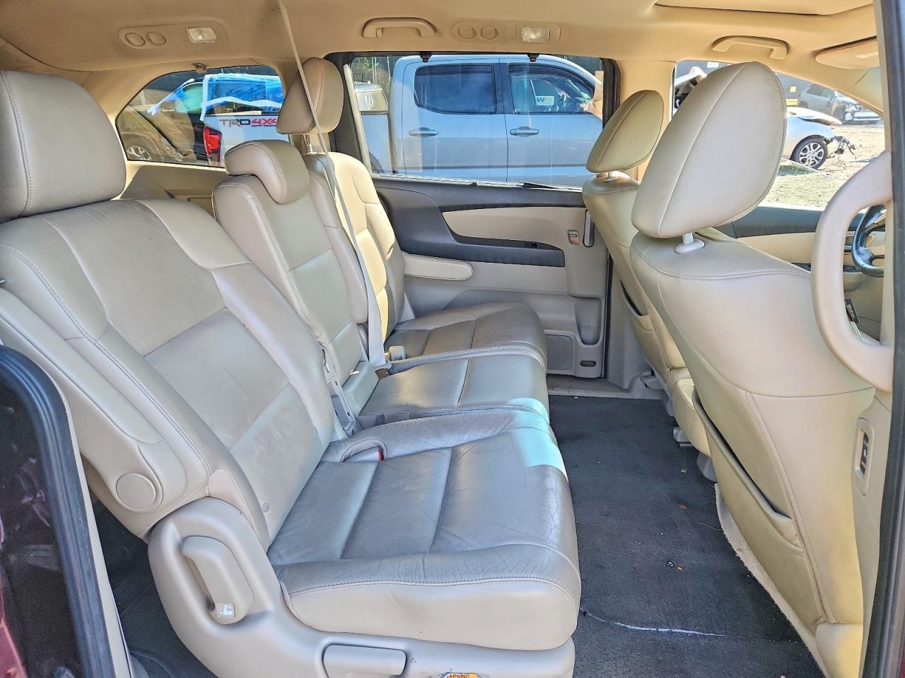 2012 Honda Odyssey Exl Burgundy vin: 5FNRL5H65CB041802