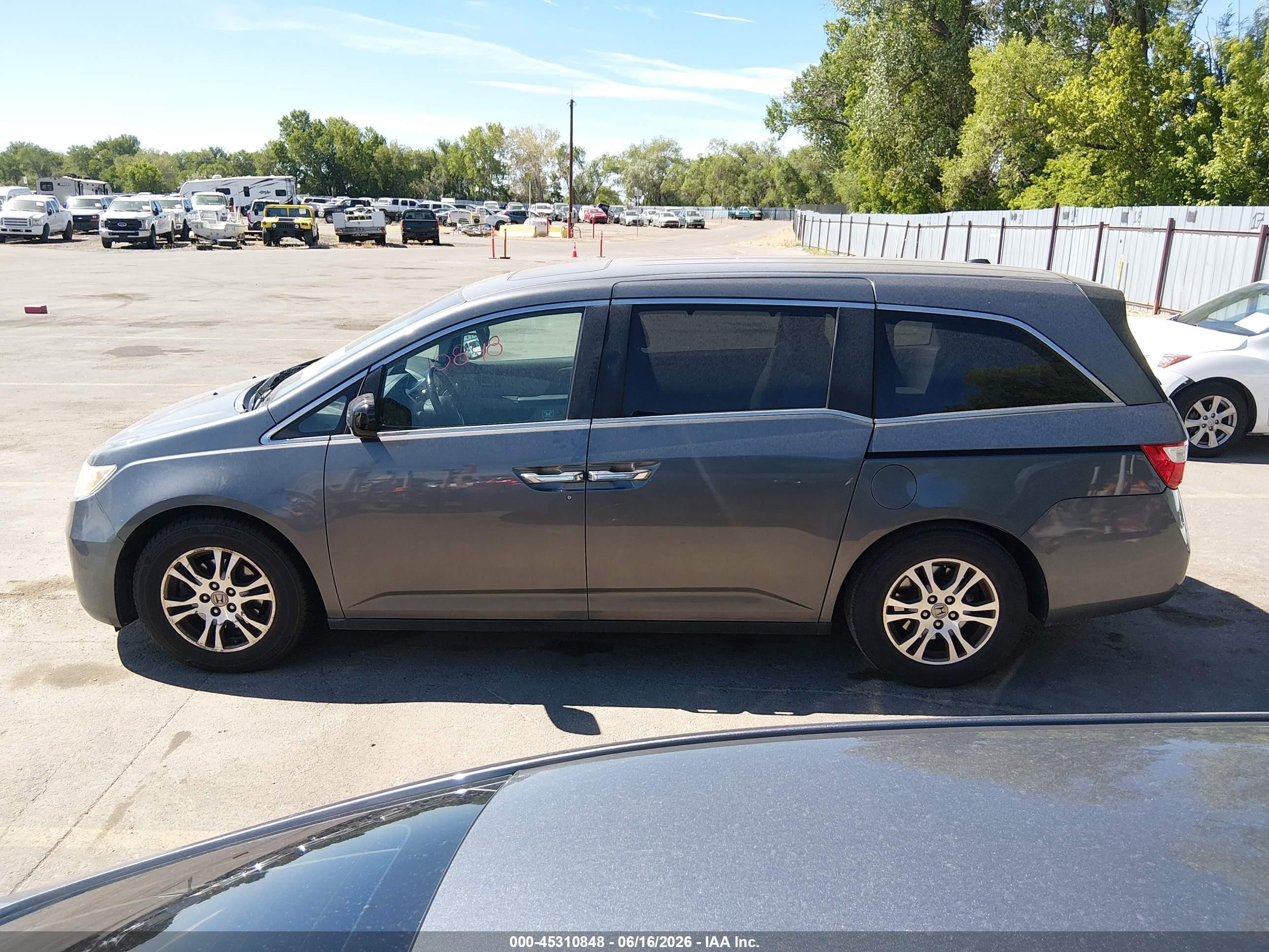2012 Honda Odyssey Ex-l Gray vin: 5FNRL5H65CB043808