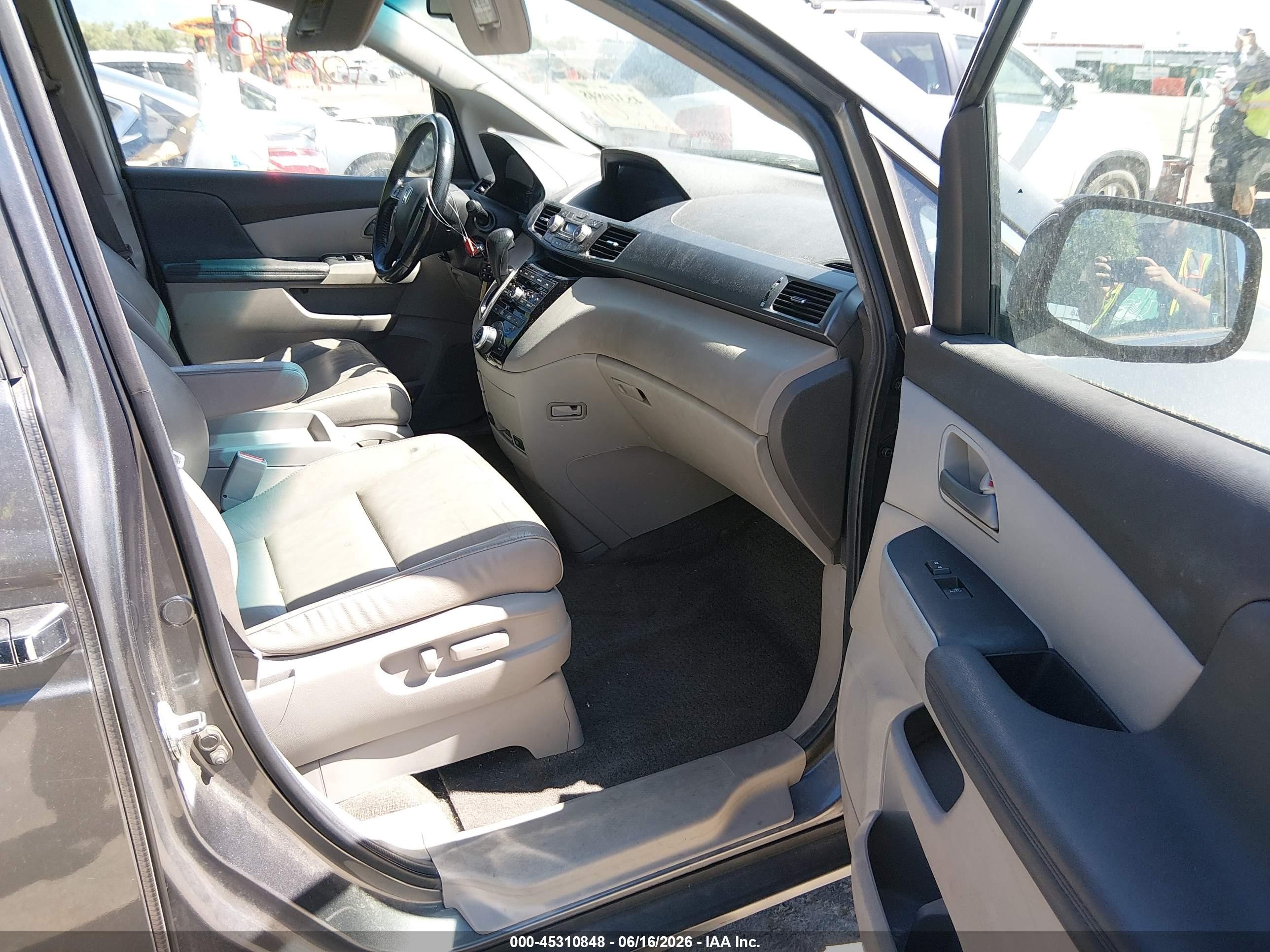 2012 Honda Odyssey Ex-l Gray vin: 5FNRL5H65CB043808