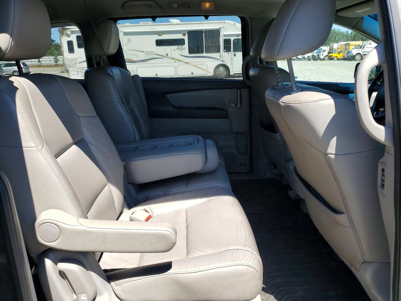 2012 Honda Odyssey Exl Gray vin: 5FNRL5H65CB050726