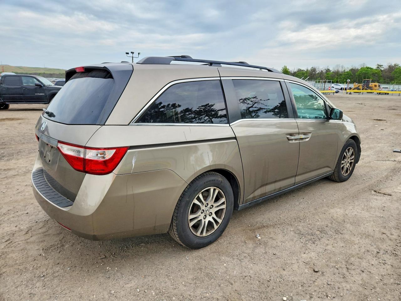 2012 Honda Odyssey Exl Beige vin: 5FNRL5H65CB071916