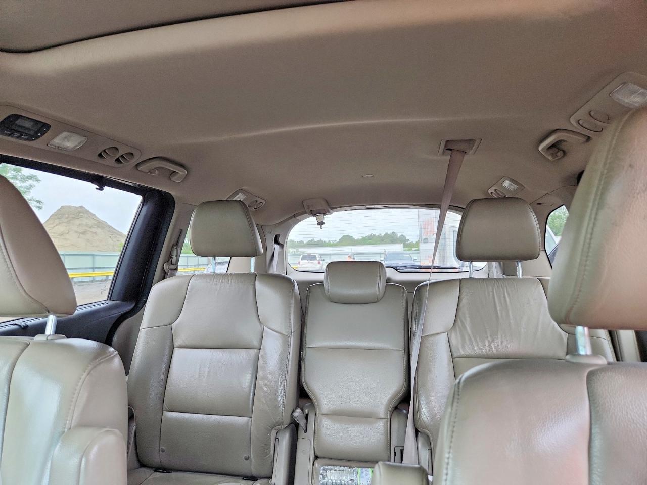 2012 Honda Odyssey Exl Beige vin: 5FNRL5H65CB071916