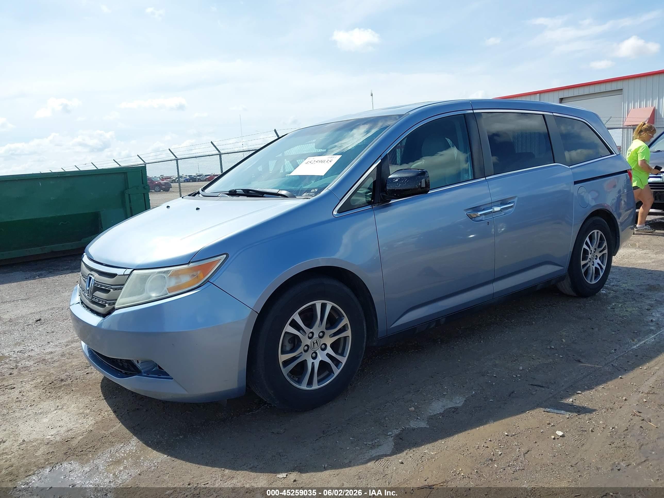 2012 Honda Odyssey Ex-l Light Blue vin: 5FNRL5H65CB114425