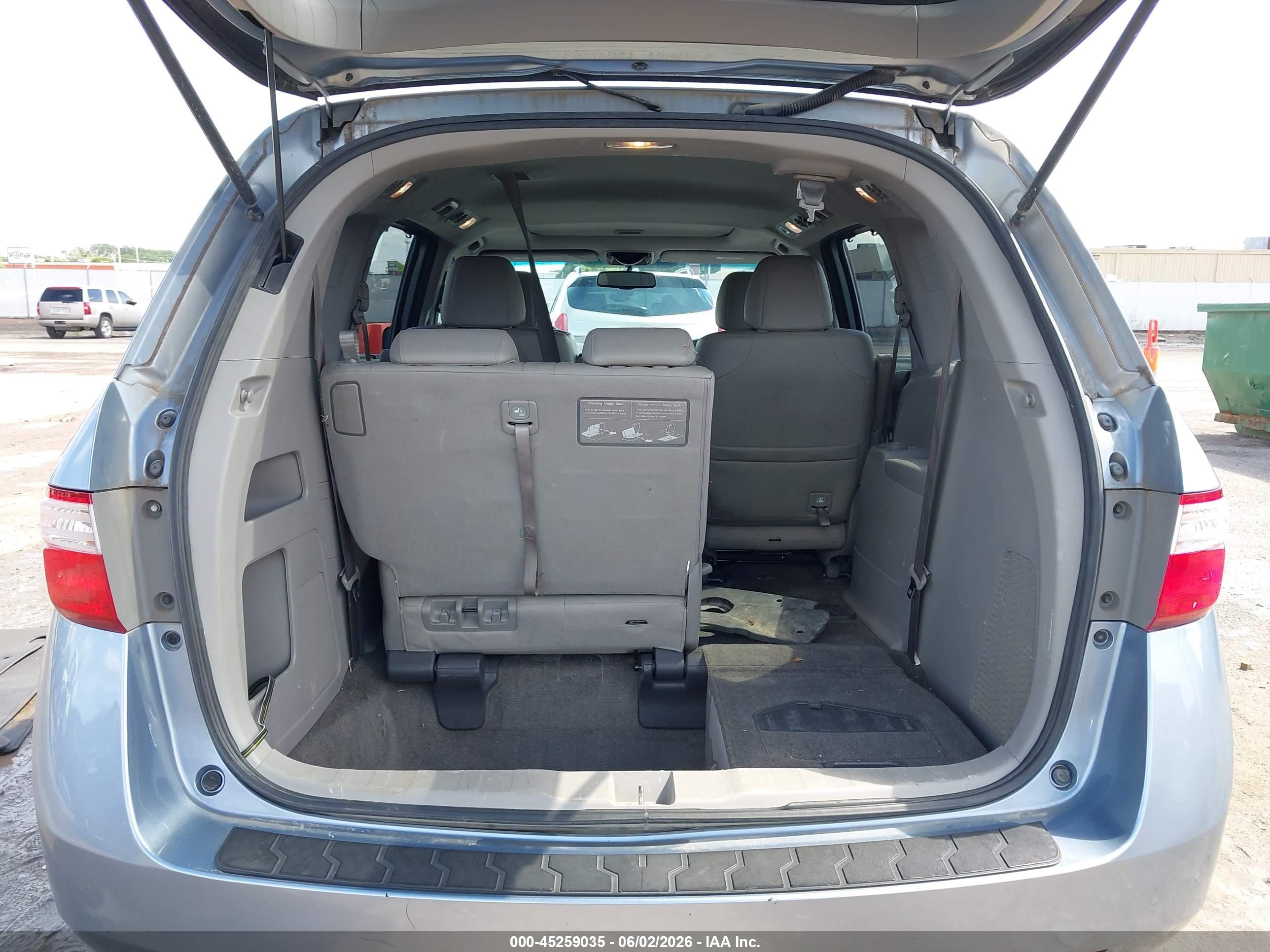 2012 Honda Odyssey Ex-l Light Blue vin: 5FNRL5H65CB114425
