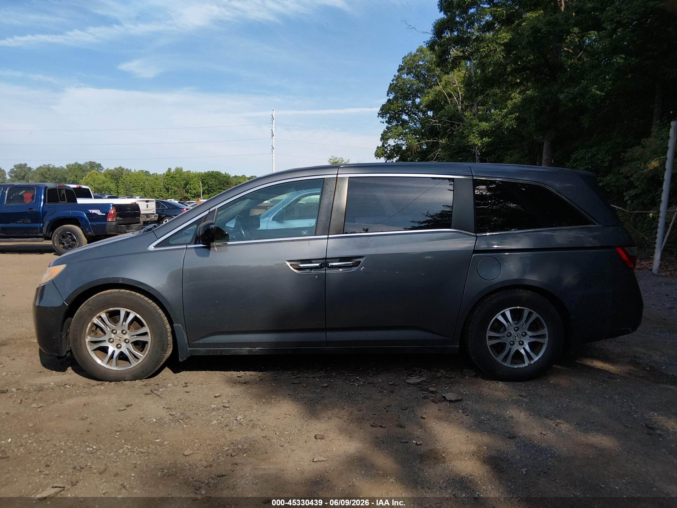 2012 Honda Odyssey Ex-l Серый vin: 5FNRL5H65CB129989
