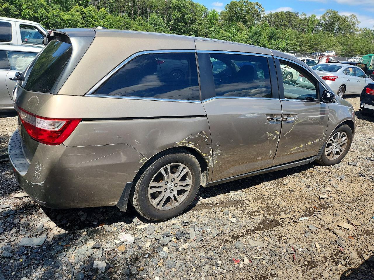 2013 Honda Odyssey Exl Gold vin: 5FNRL5H65DB005125