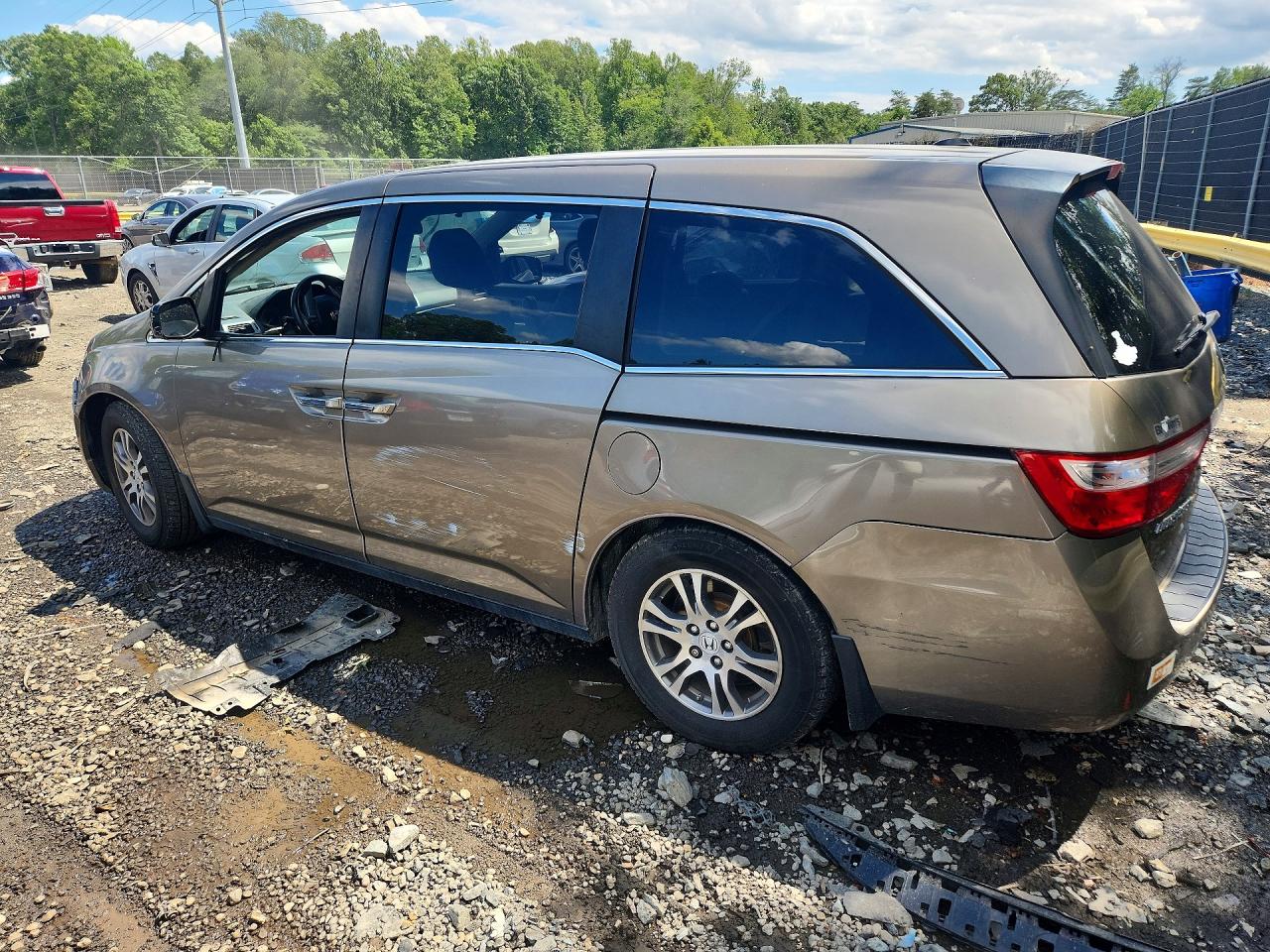 2013 Honda Odyssey Exl Gold vin: 5FNRL5H65DB005125