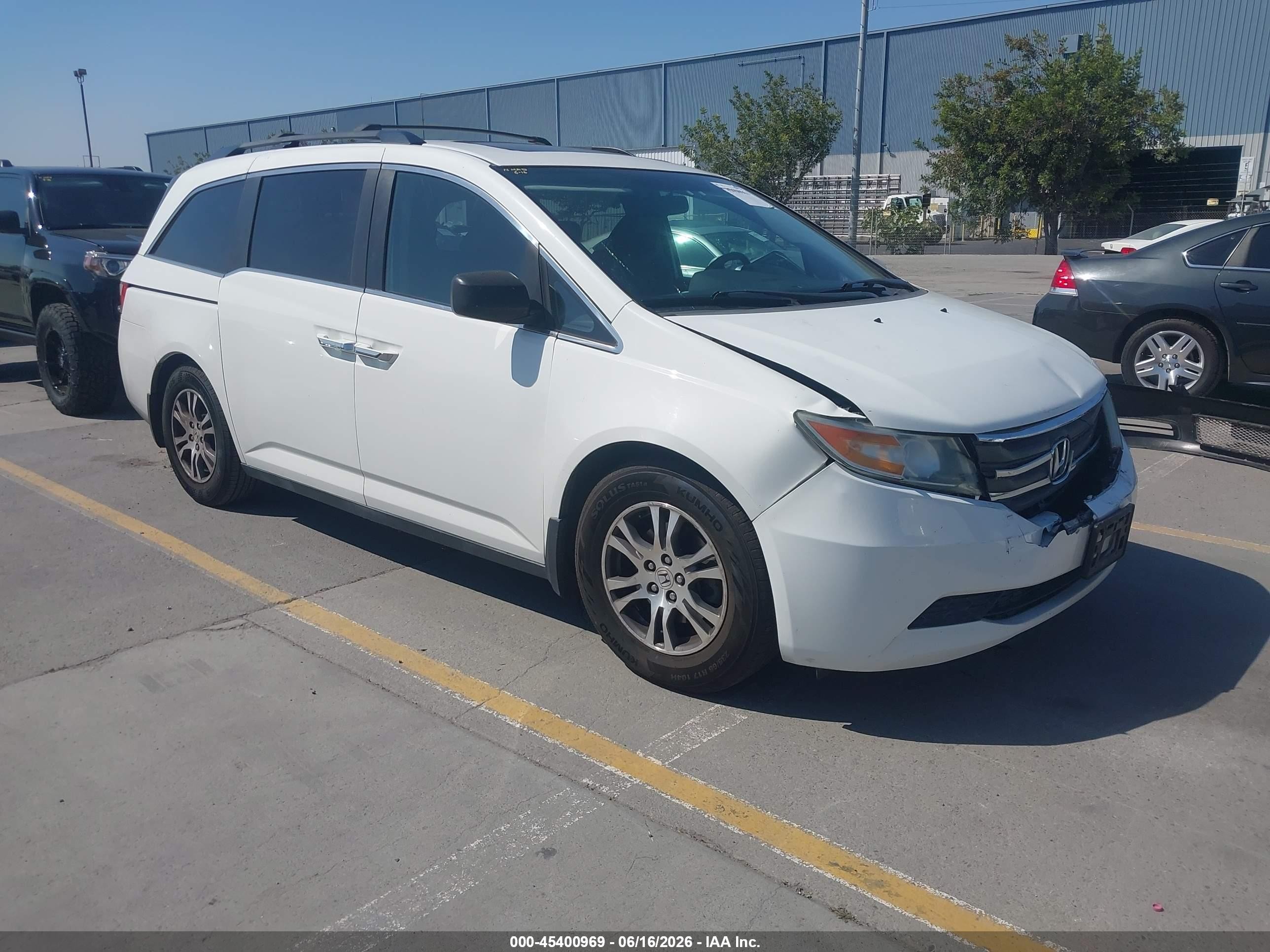 2013 Honda Odyssey Ex-l White vin: 5FNRL5H65DB007344