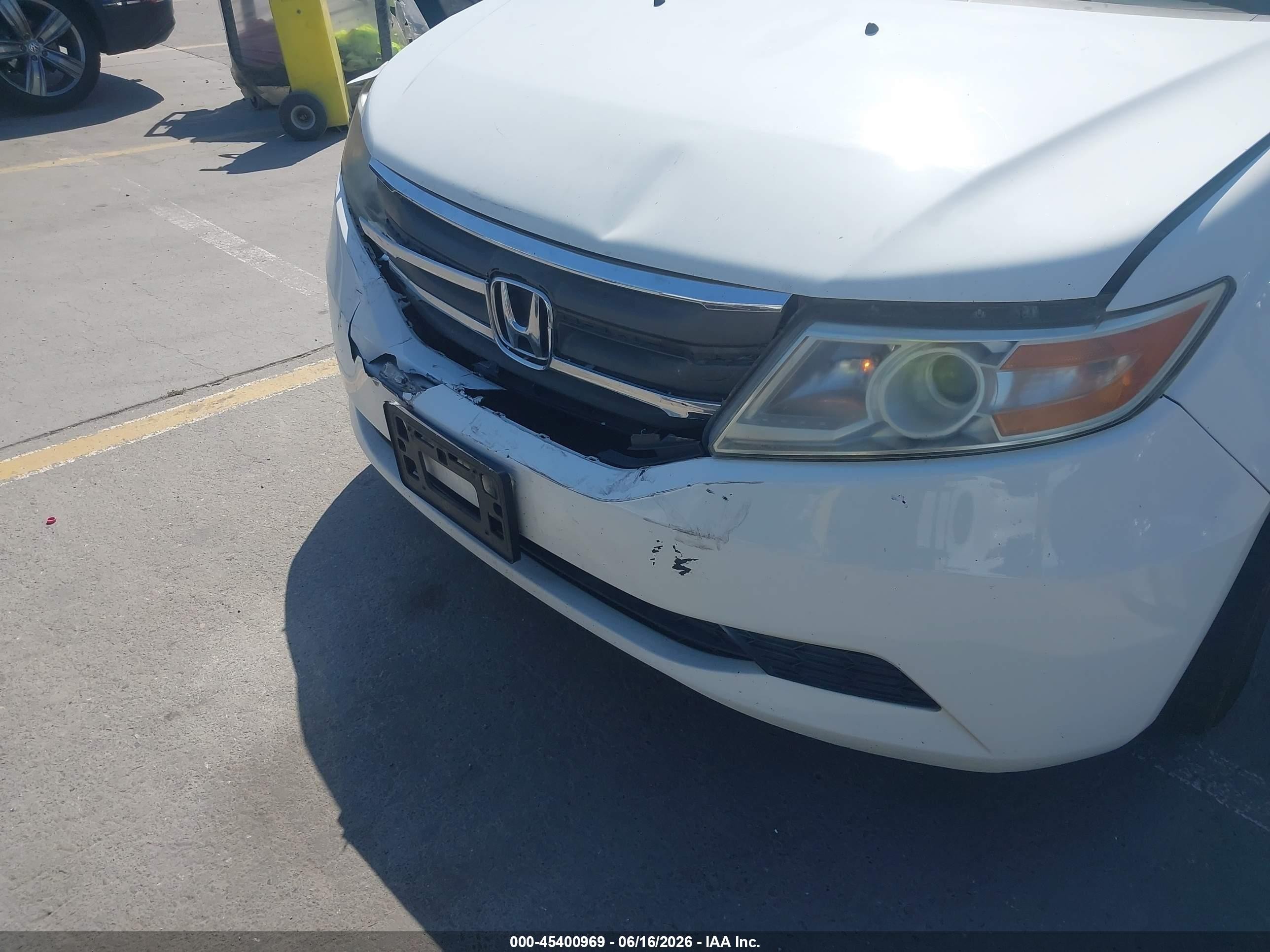 2013 Honda Odyssey Ex-l White vin: 5FNRL5H65DB007344