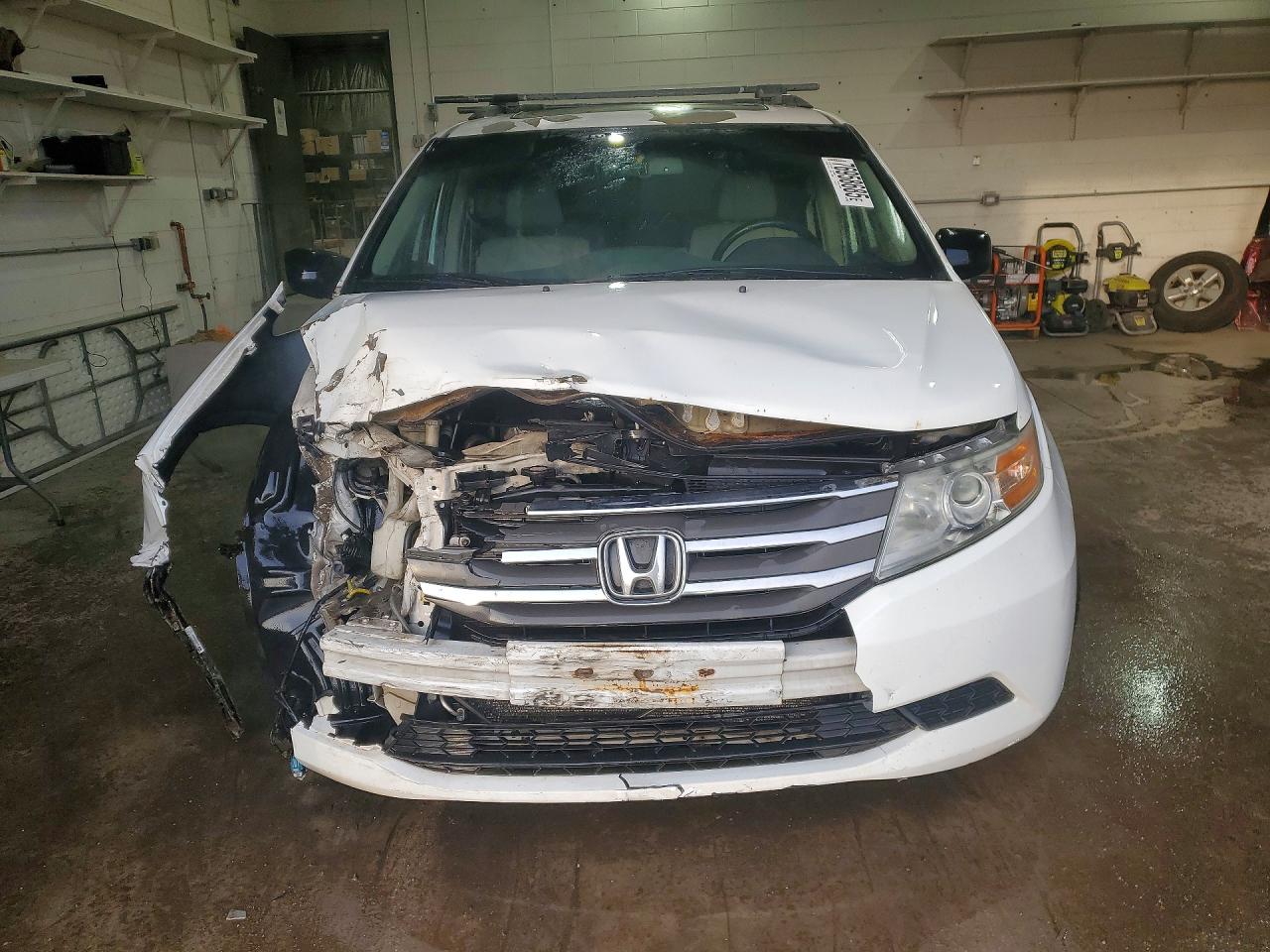 2013 Honda Odyssey Exl White vin: 5FNRL5H65DB021776