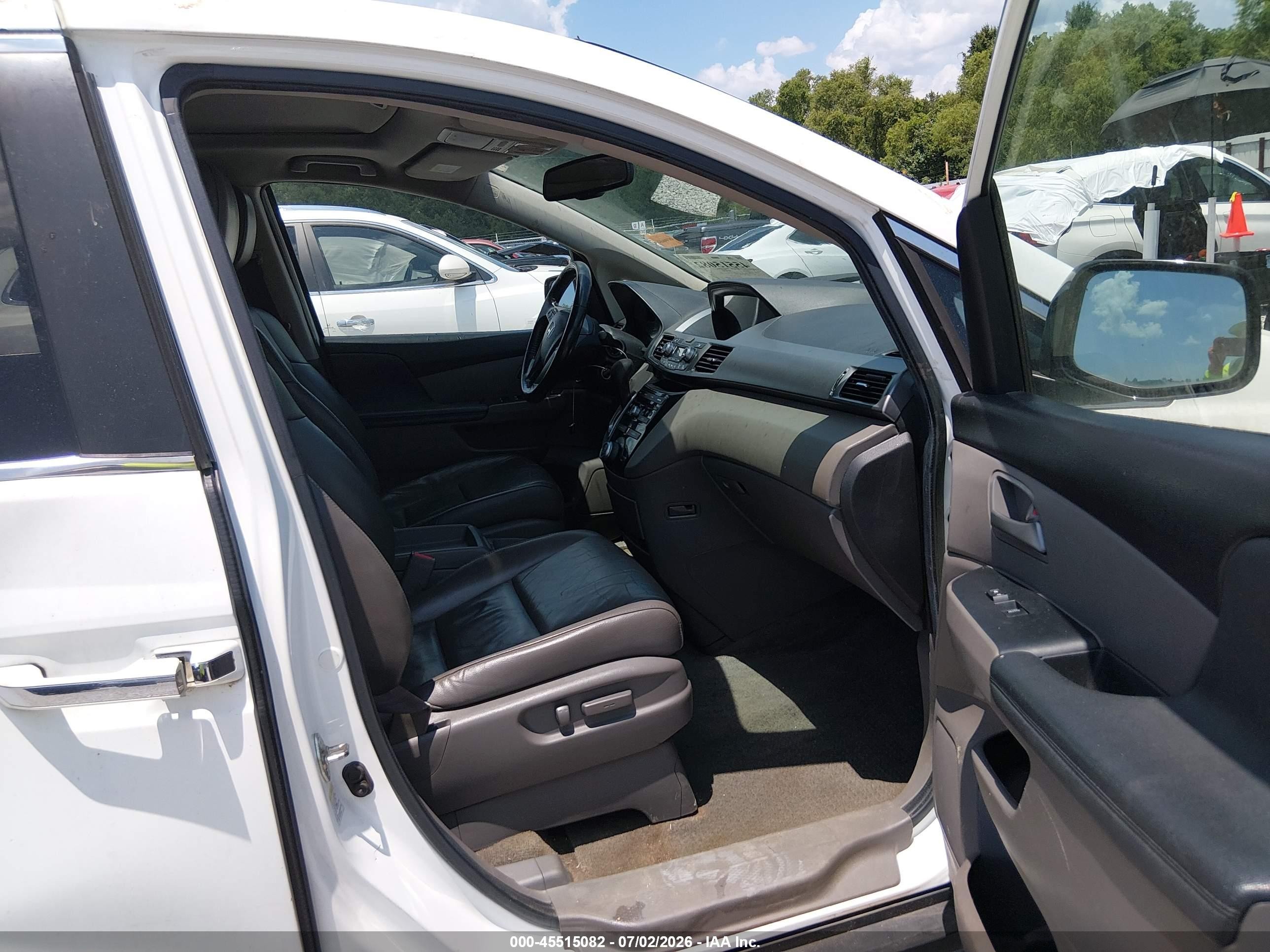 2013 Honda Odyssey Ex-l White vin: 5FNRL5H65DB024712