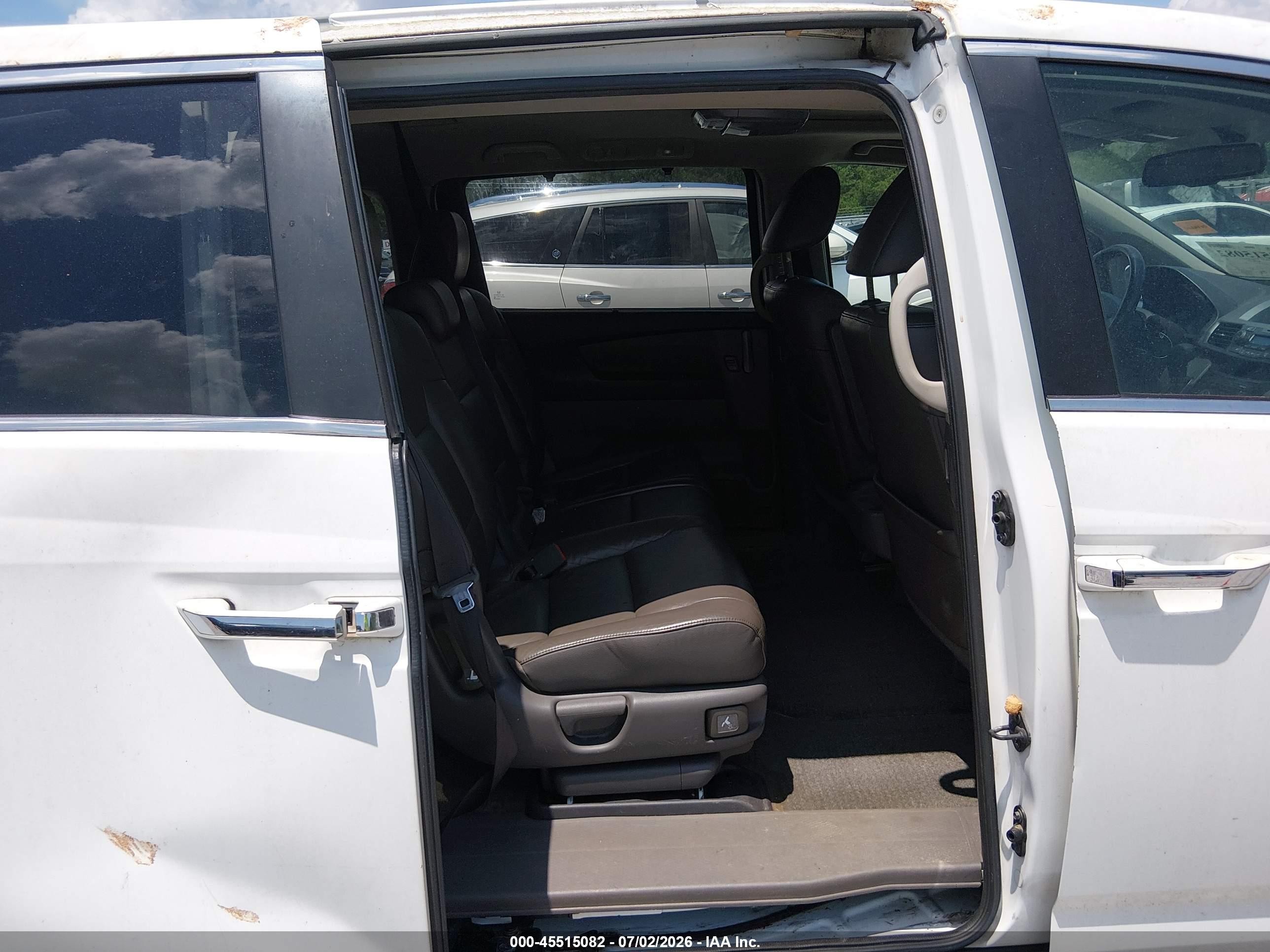 2013 Honda Odyssey Ex-l White vin: 5FNRL5H65DB024712