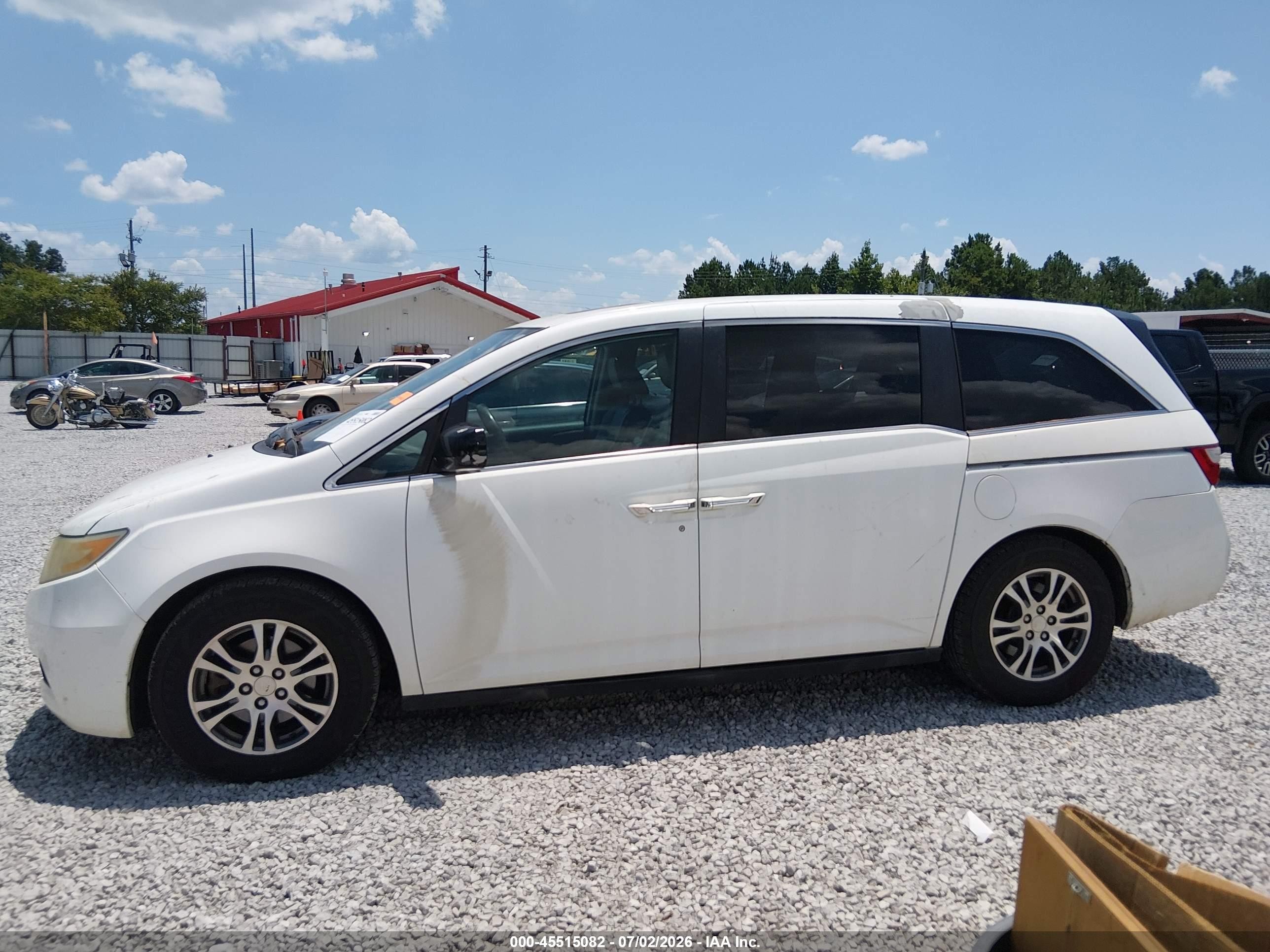 2013 Honda Odyssey Ex-l White vin: 5FNRL5H65DB024712