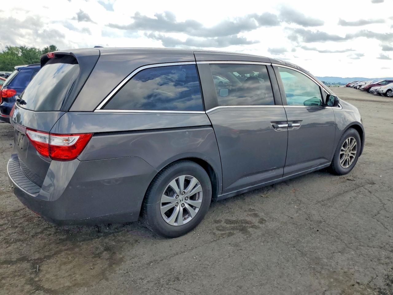2013 Honda Odyssey Exl Угольный vin: 5FNRL5H65DB043549
