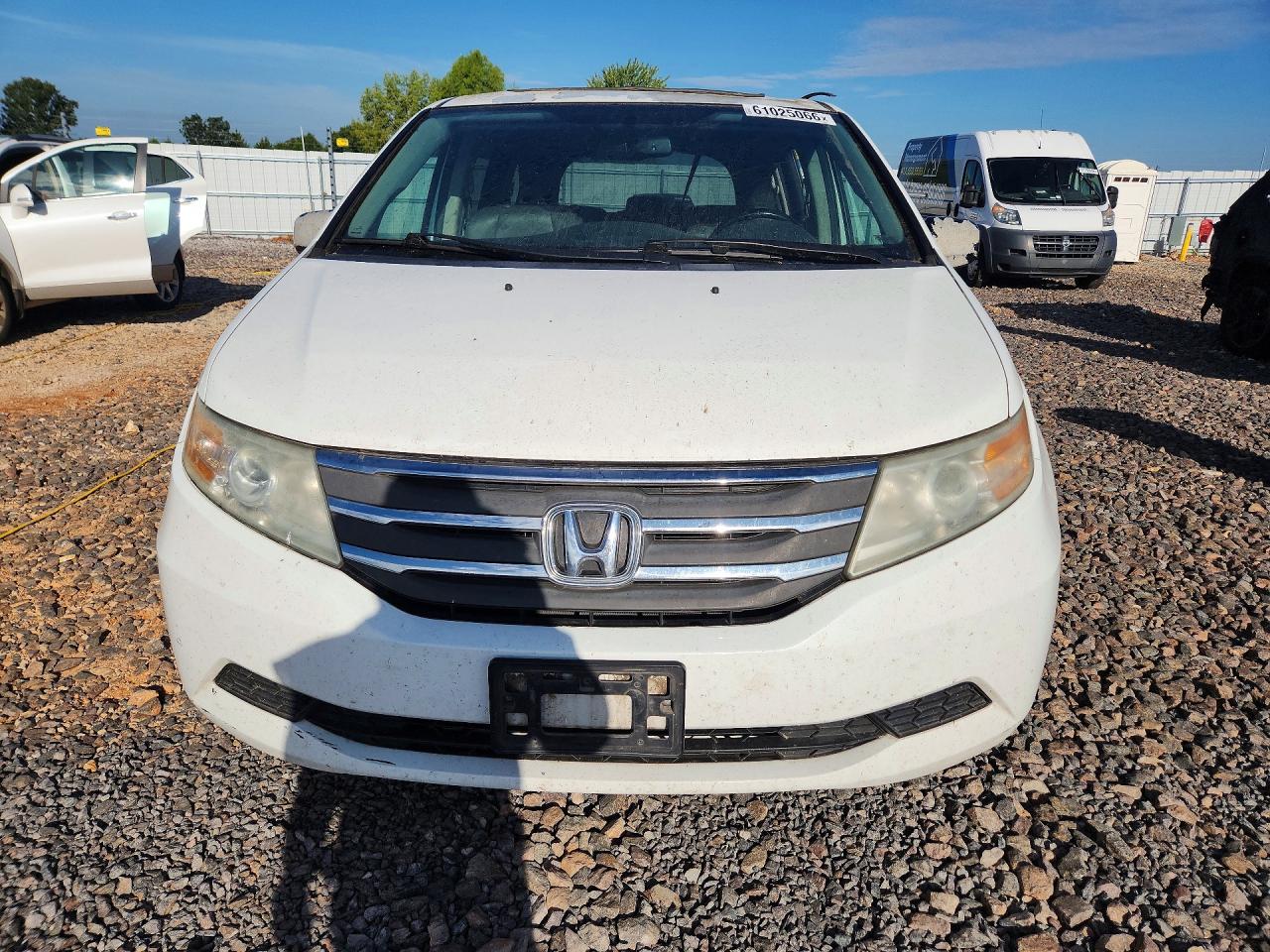 2013 Honda Odyssey Exl Белый vin: 5FNRL5H65DB053952