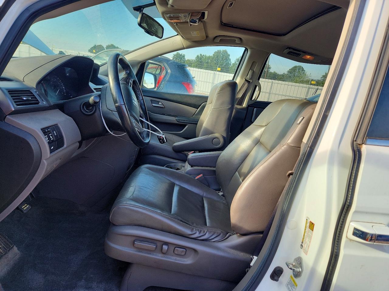 2013 Honda Odyssey Exl Белый vin: 5FNRL5H65DB053952