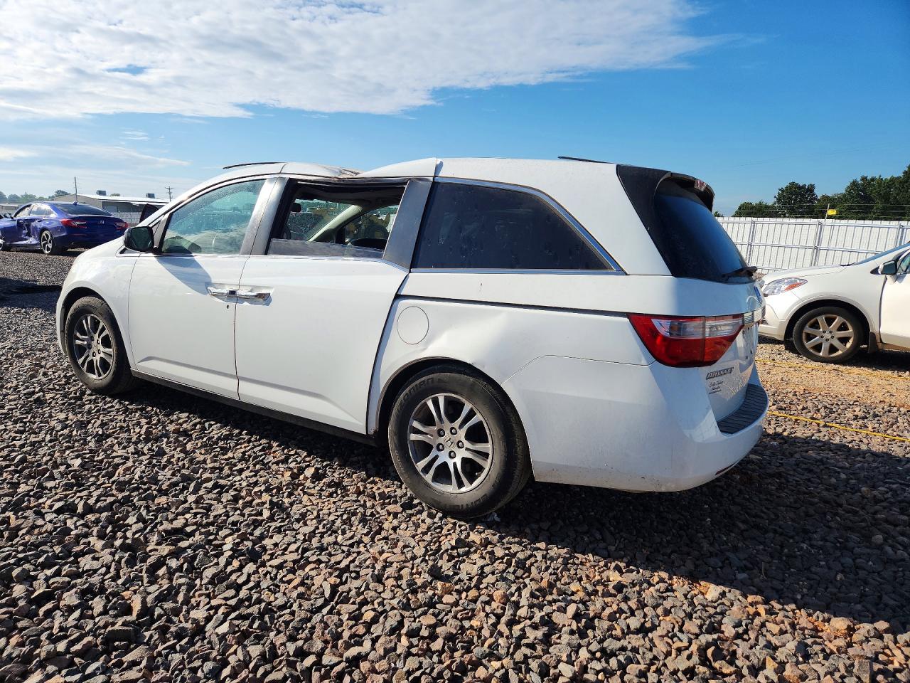 2013 Honda Odyssey Exl Белый vin: 5FNRL5H65DB053952