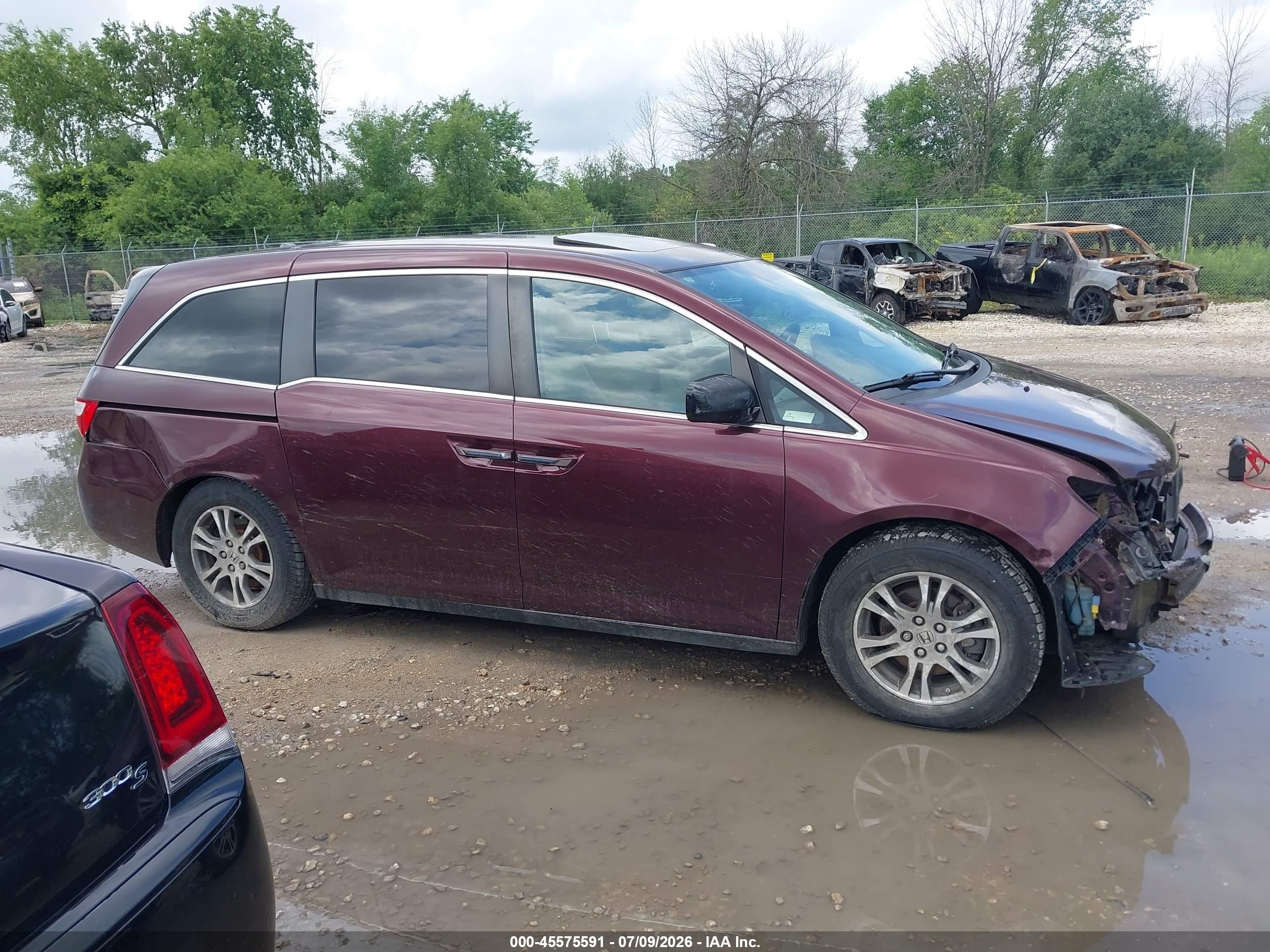 2013 Honda Odyssey Ex-l Burgundy vin: 5FNRL5H65DB082884