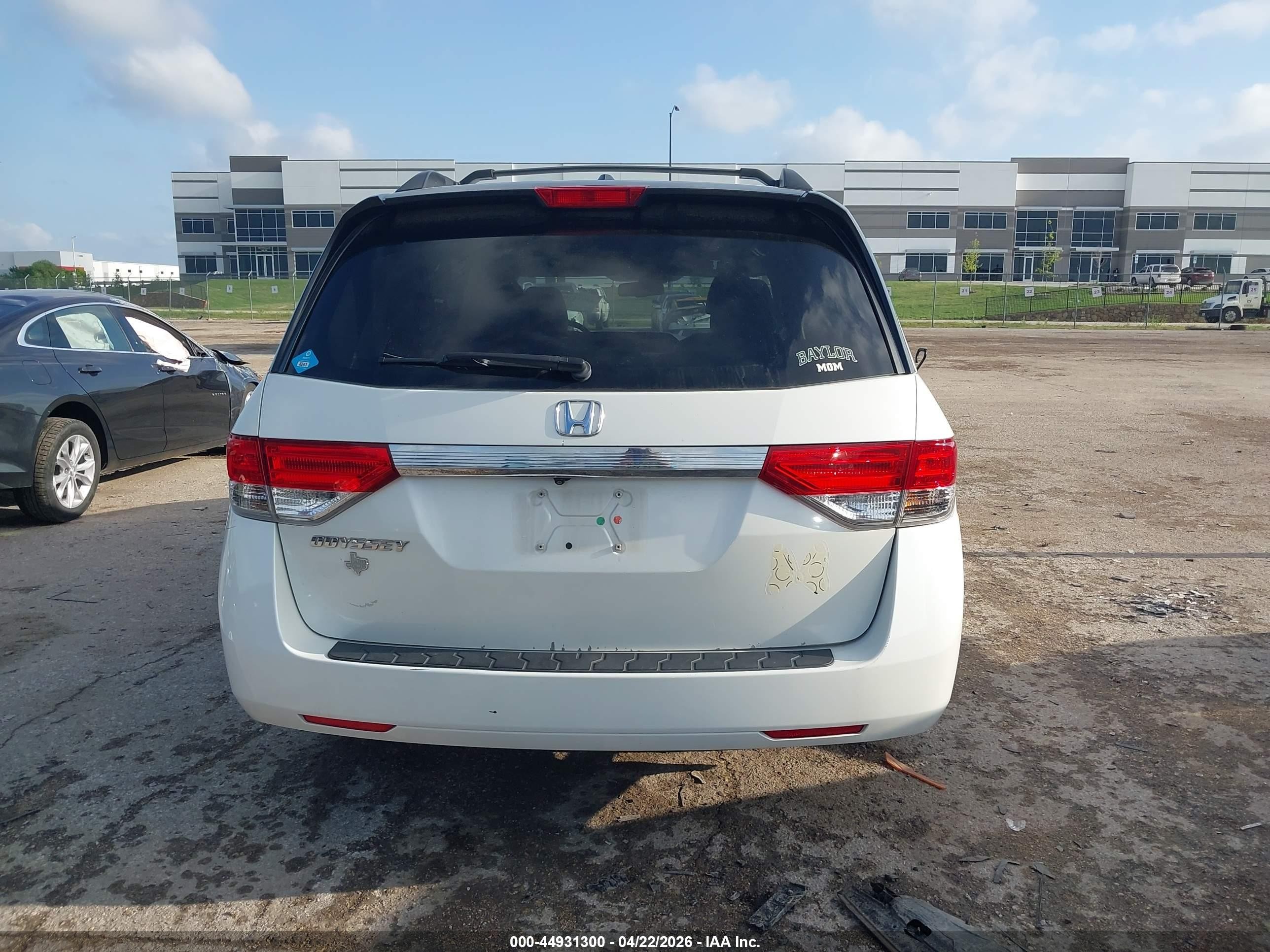 2014 Honda Odyssey Ex-l White vin: 5FNRL5H65EB061650