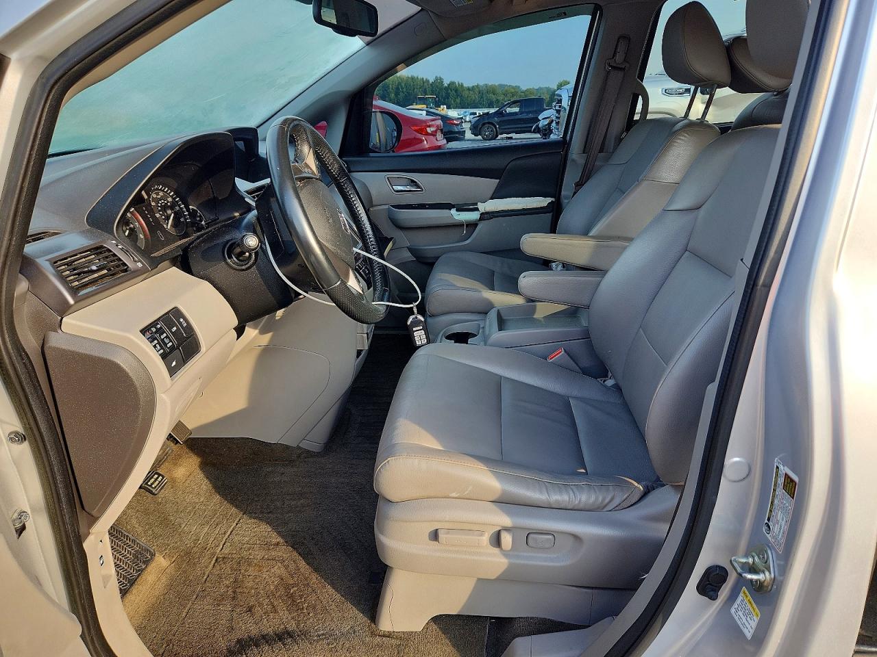2014 Honda Odyssey Exl Серебряный vin: 5FNRL5H65EB069795