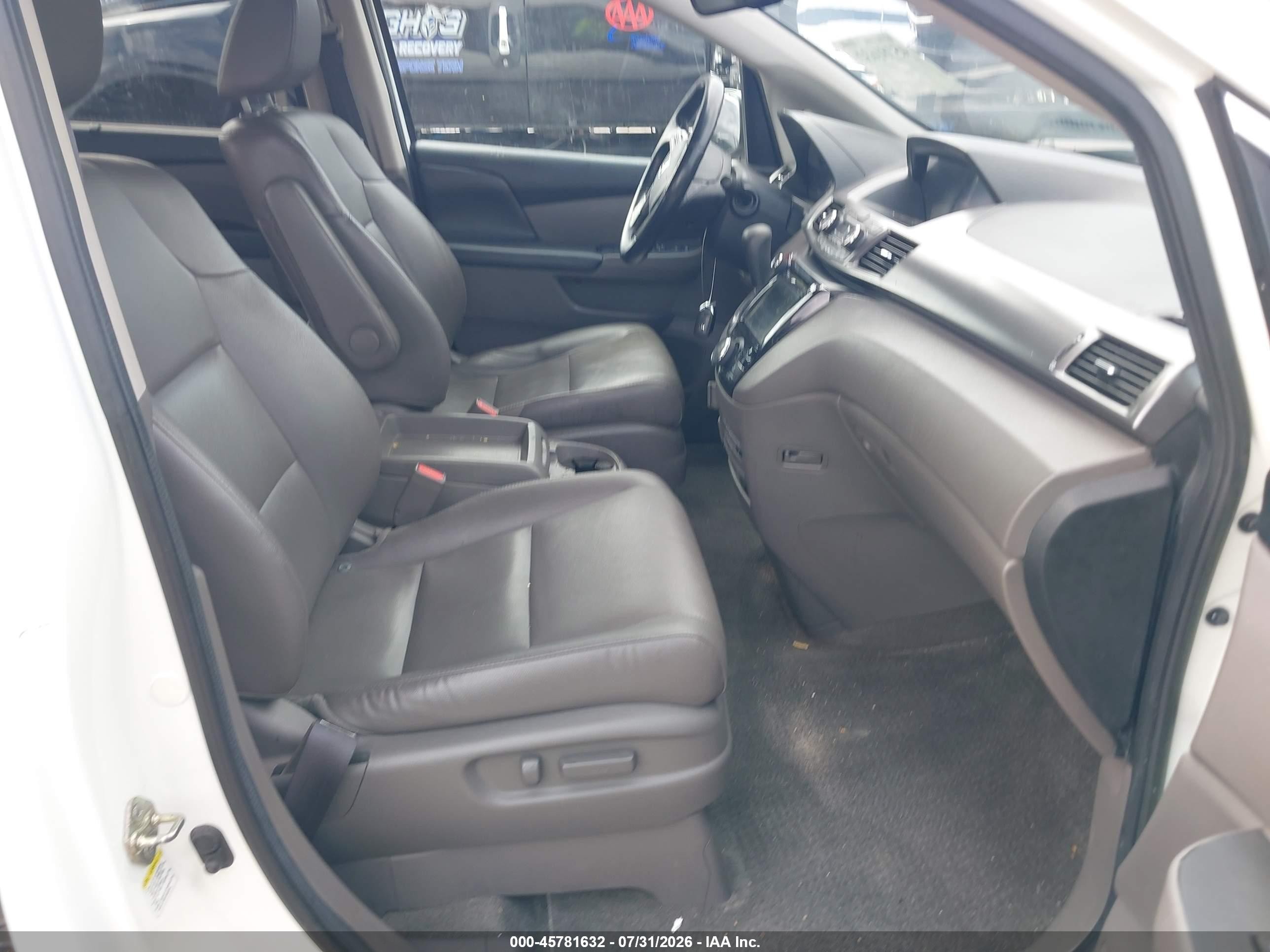 2014 Honda Odyssey Ex-l White vin: 5FNRL5H65EB075905