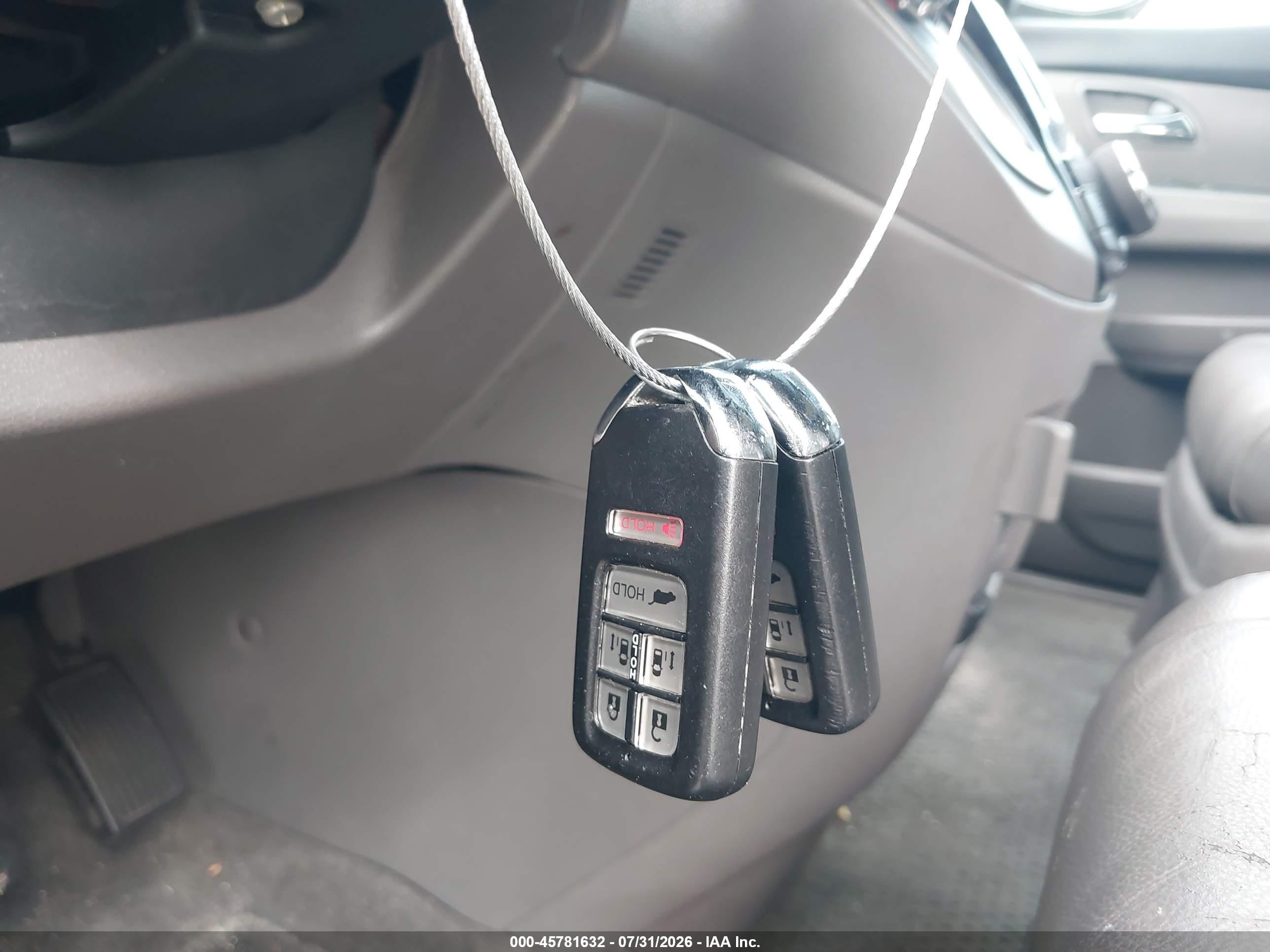 2014 Honda Odyssey Ex-l White vin: 5FNRL5H65EB075905