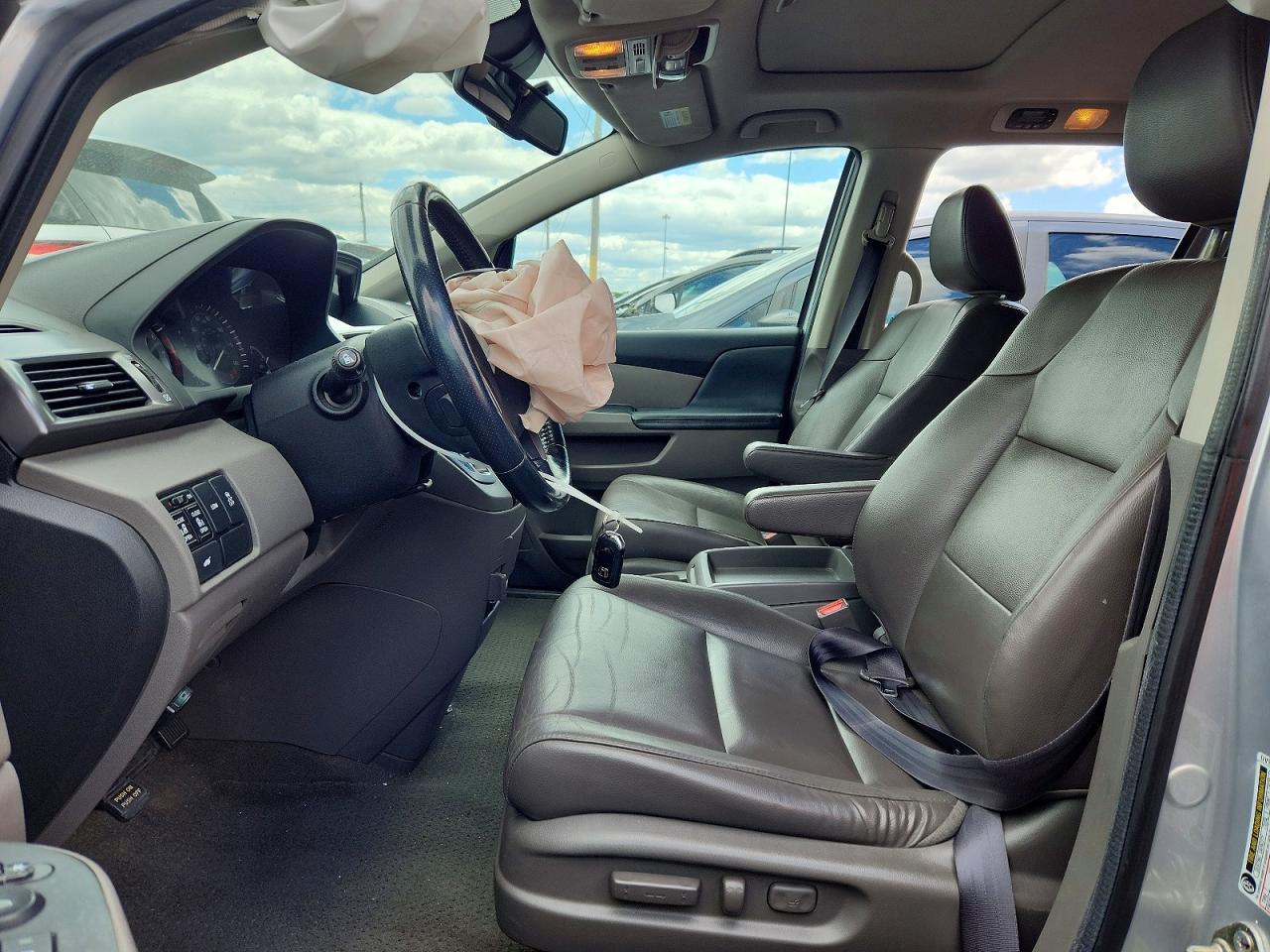 2014 Honda Odyssey Exl Silver vin: 5FNRL5H65EB081770