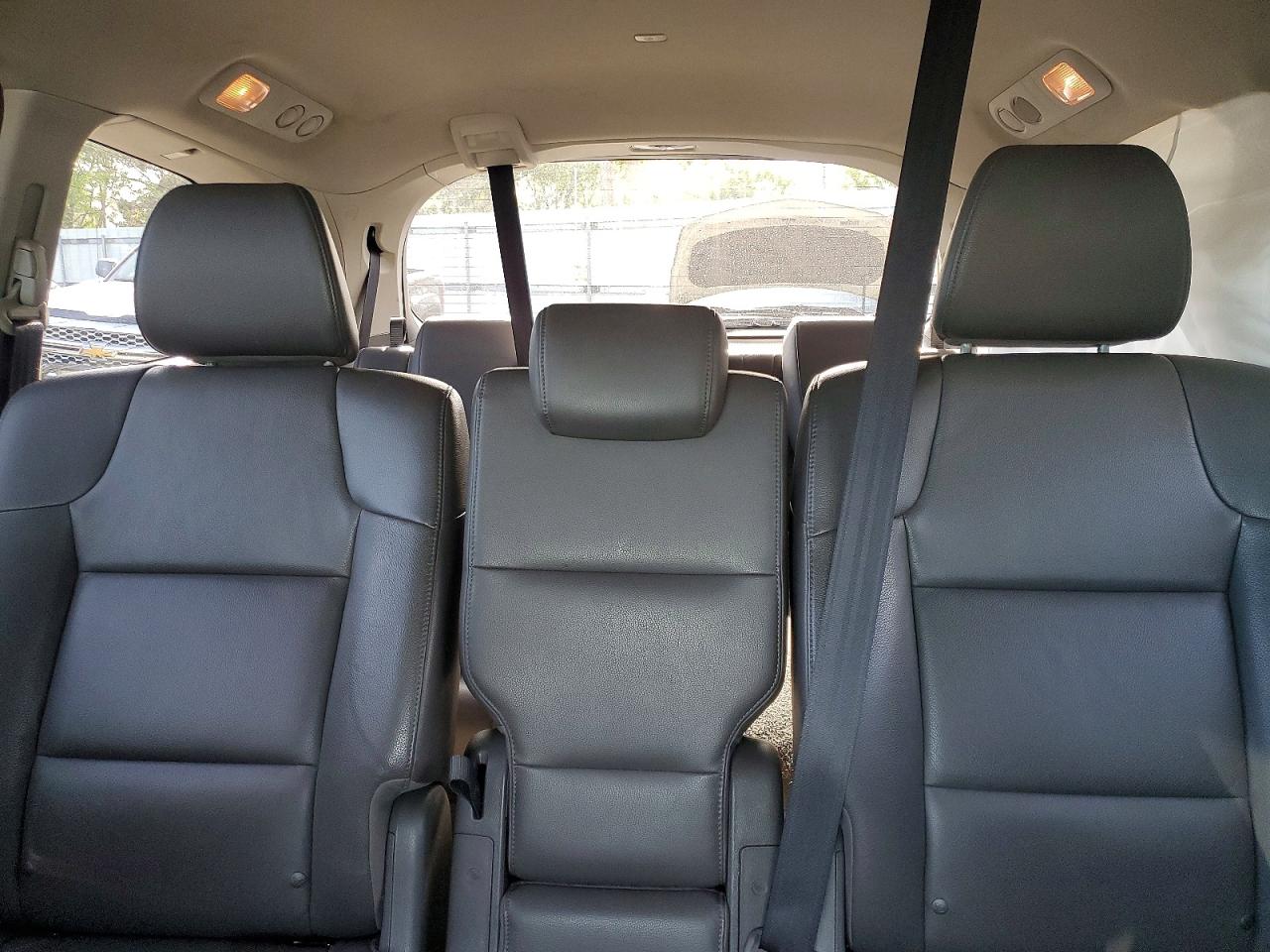 2014 Honda Odyssey Exl Silver vin: 5FNRL5H65EB081770