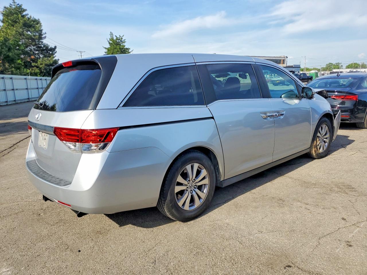 2014 Honda Odyssey Exl Silver vin: 5FNRL5H65EB081770
