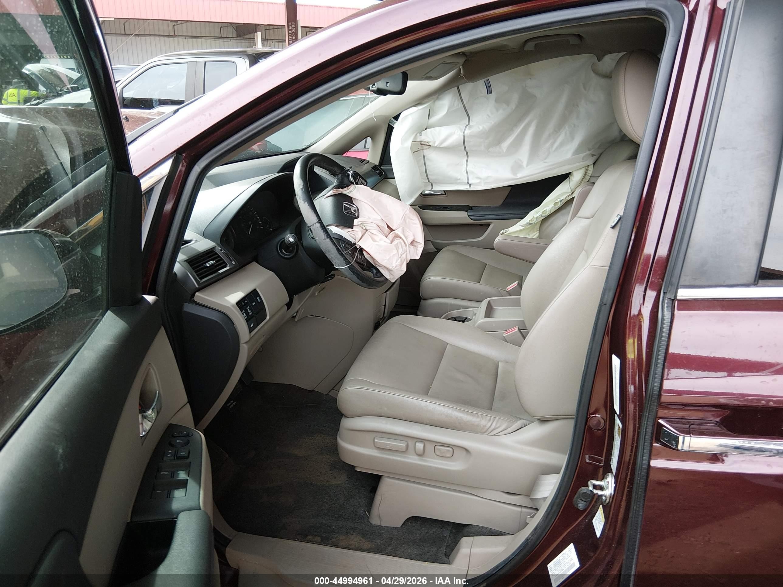 2014 Honda Odyssey Ex-l Red vin: 5FNRL5H65EB084720